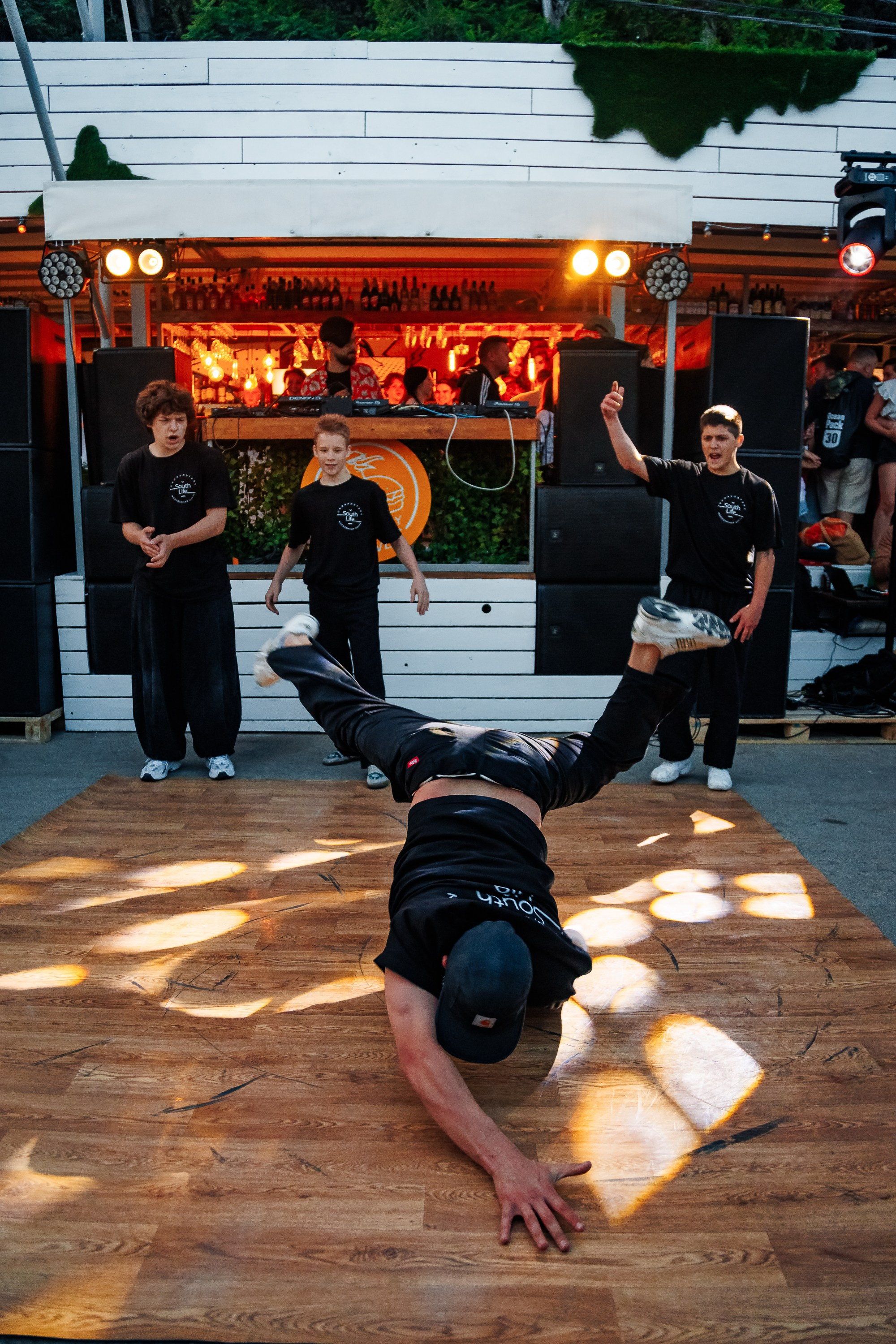 Открытие сезона в HUNGRY BIRD_Симеиз_Крым_14.06.2025. Аминов Руслан | Фотограф