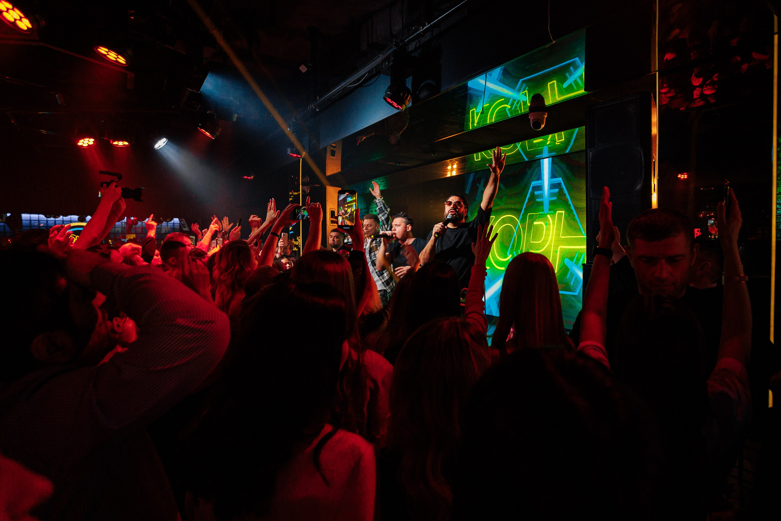 Выступление группы «Корни"_Santa Barbara_Симферополь_15.02.2025. Аминов Руслан | Фотограф