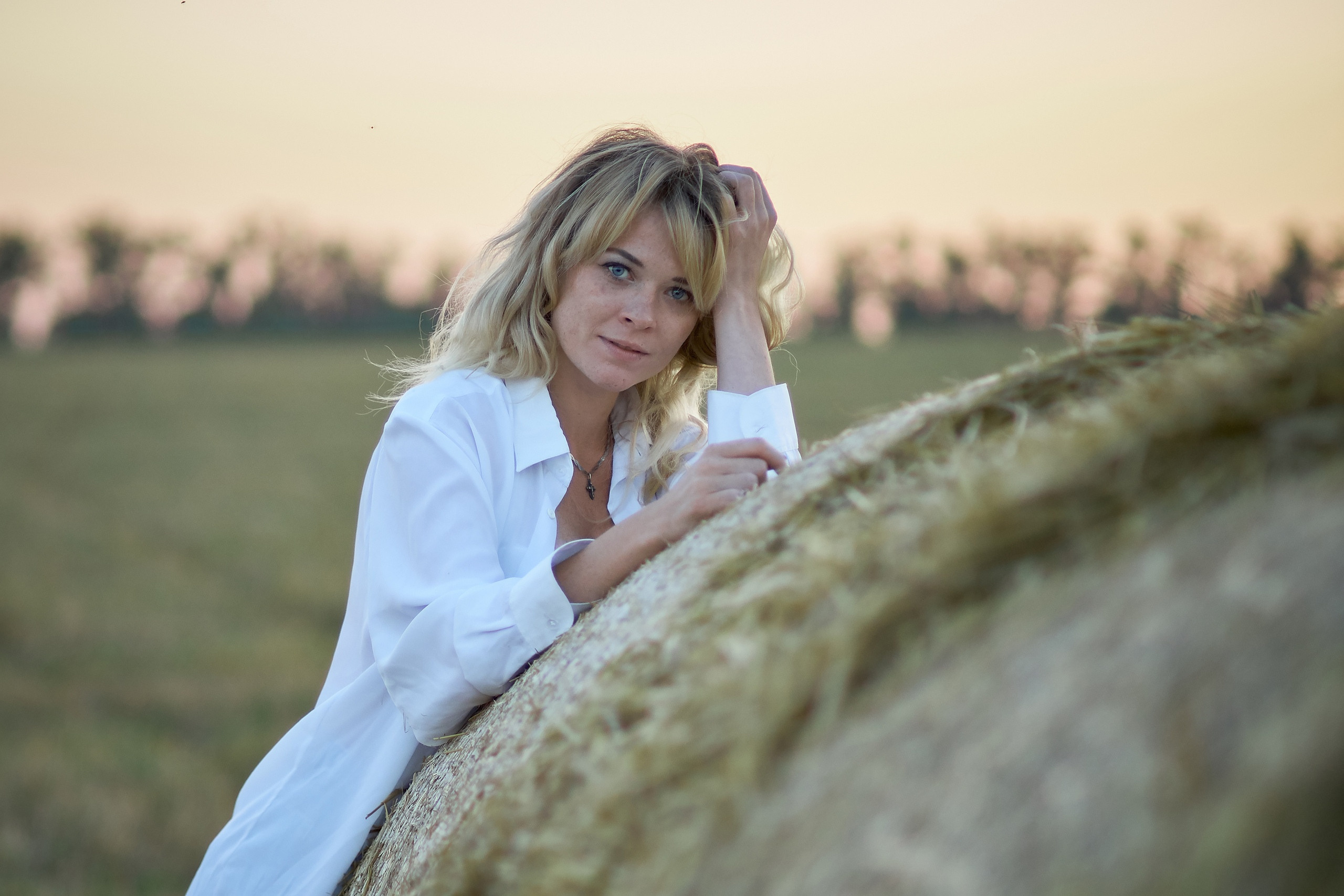 Girls. Photographer Svetlana Sivkova