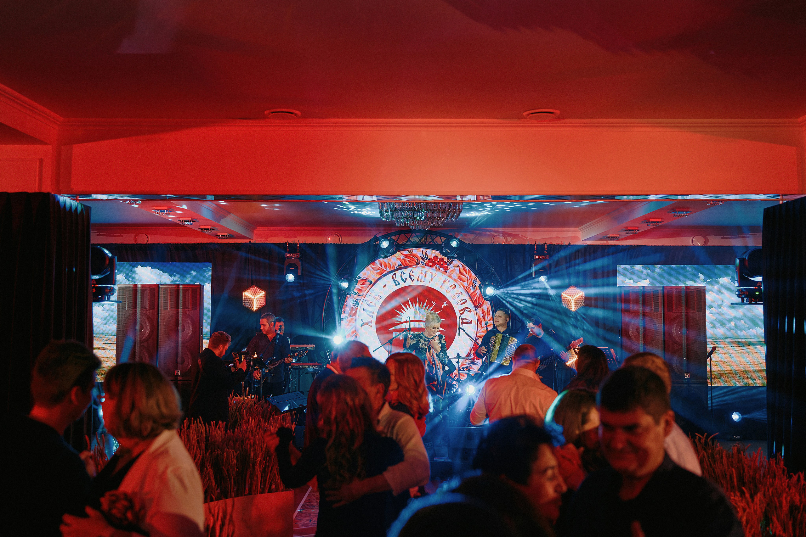 Юбилей Рассвет. Свадебный фотограф в Ростовe-на-Дону Анастасия Прутова