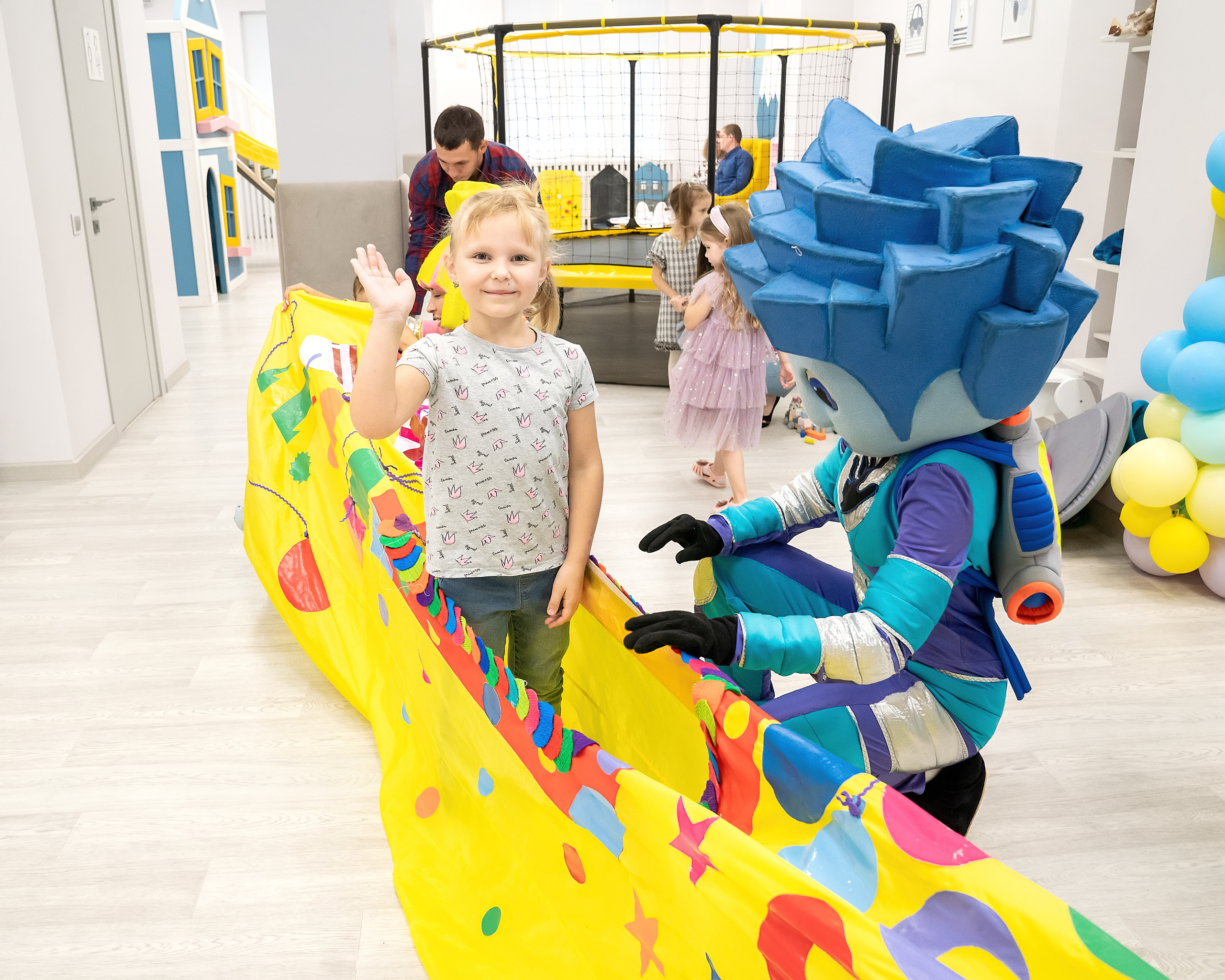 День рождения — праздник детства!. Главная