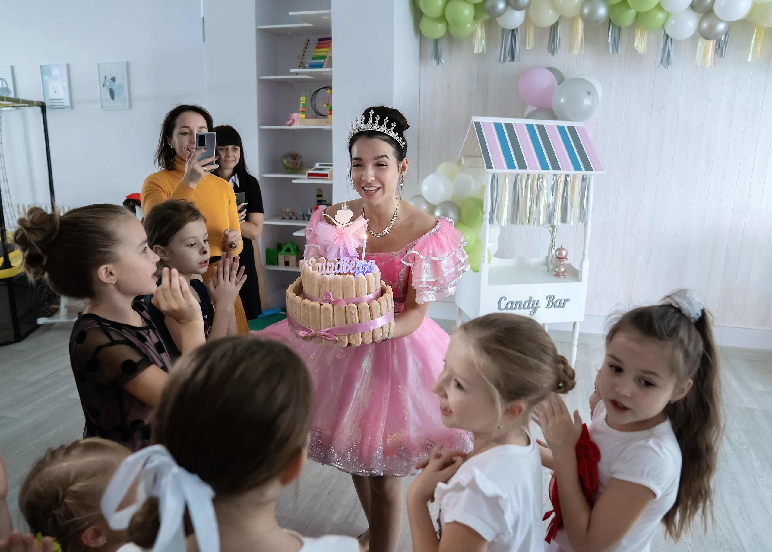 День рождения Елизаветы!. Главная