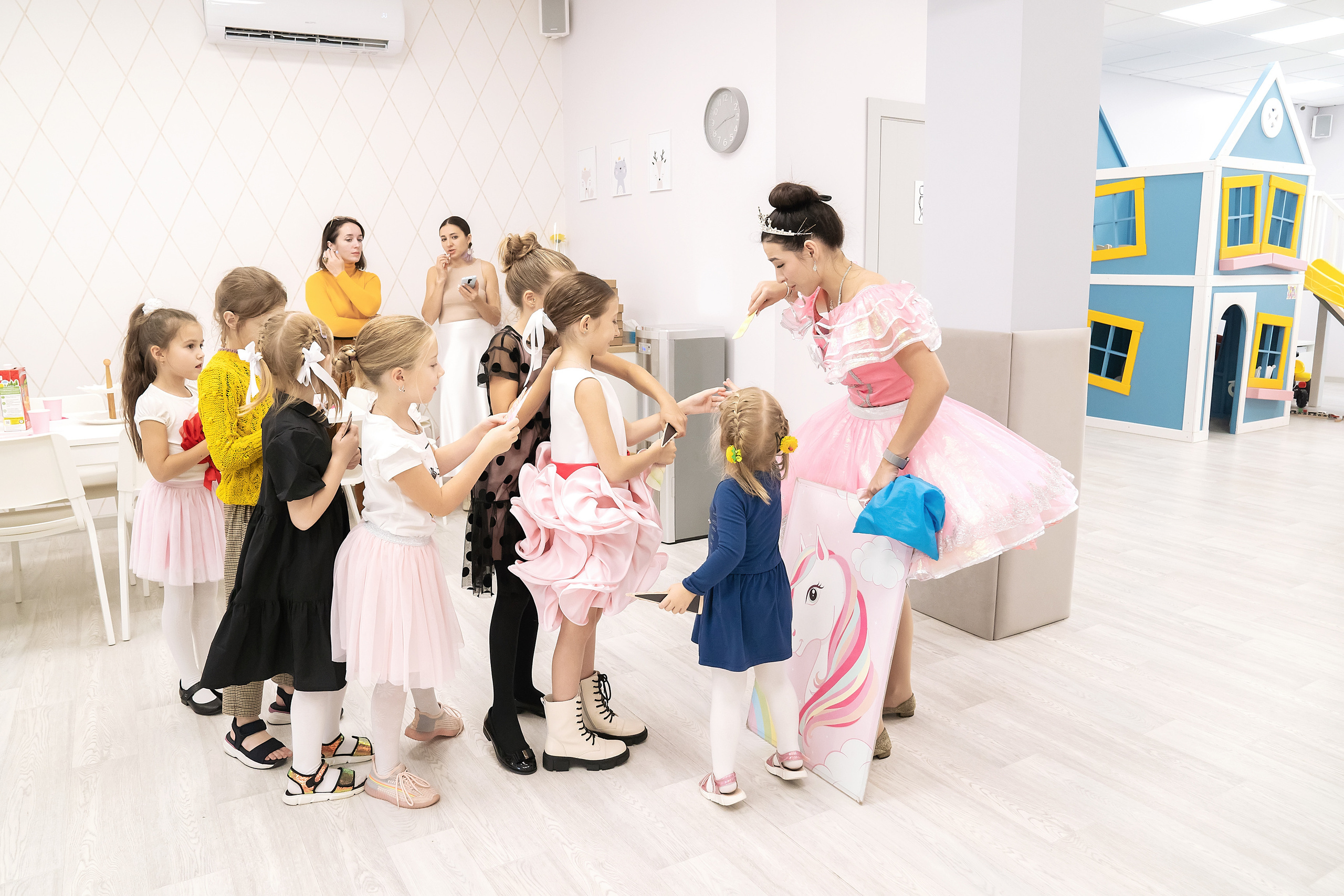 День рождения Елизаветы!. Главная