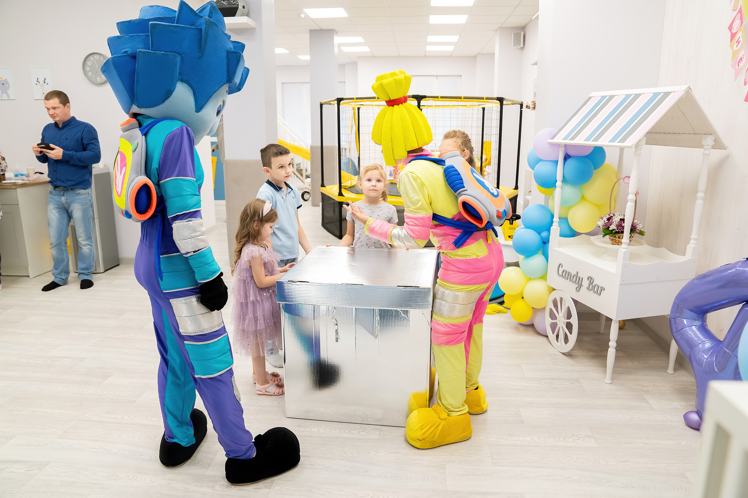 День рождения — праздник детства!. Главная