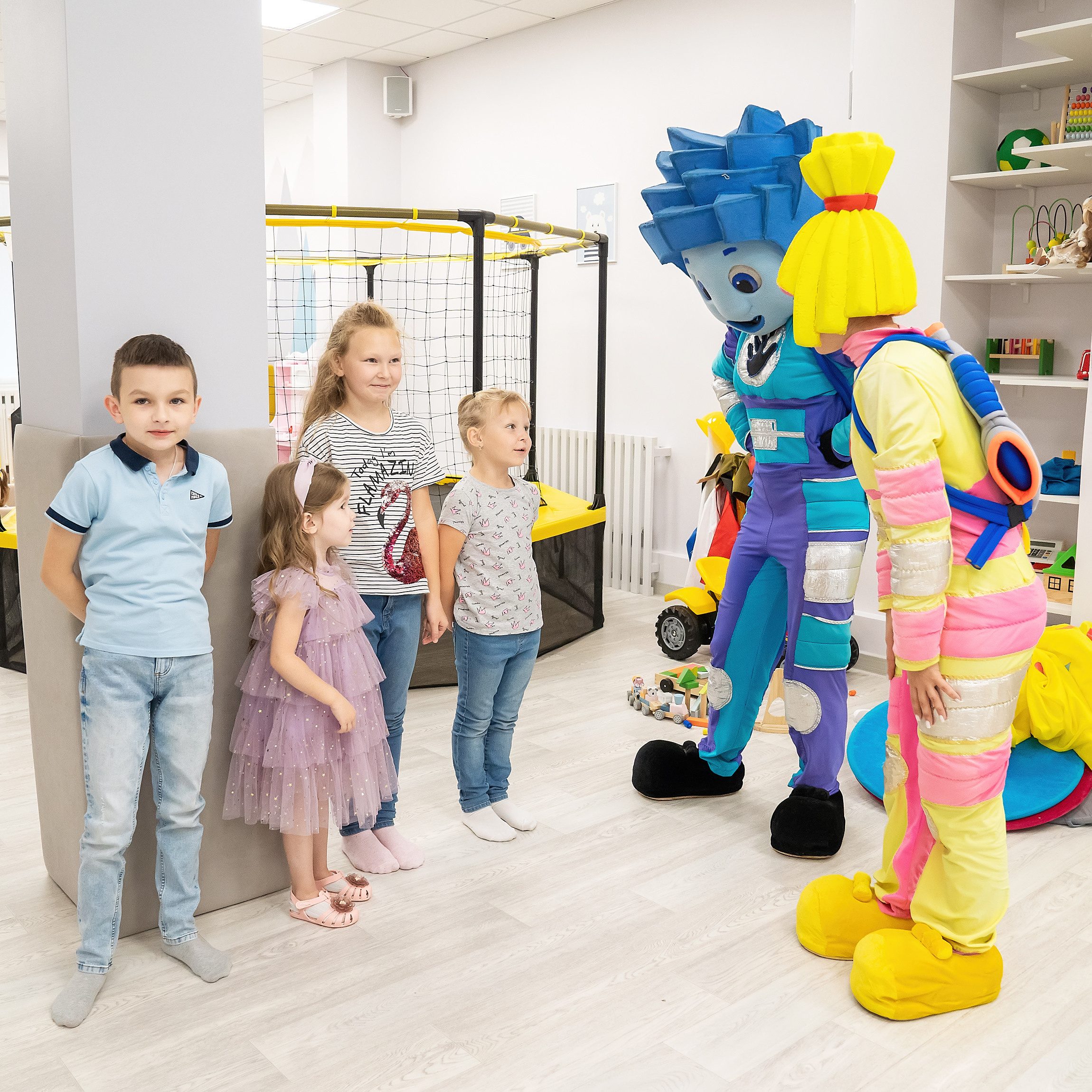 День рождения — праздник детства!. Главная