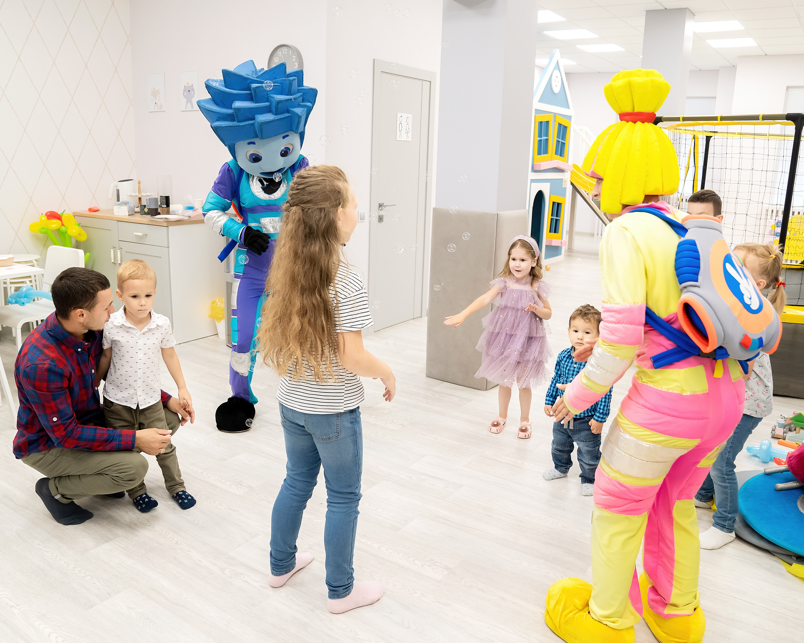 День рождения — праздник детства!. Главная