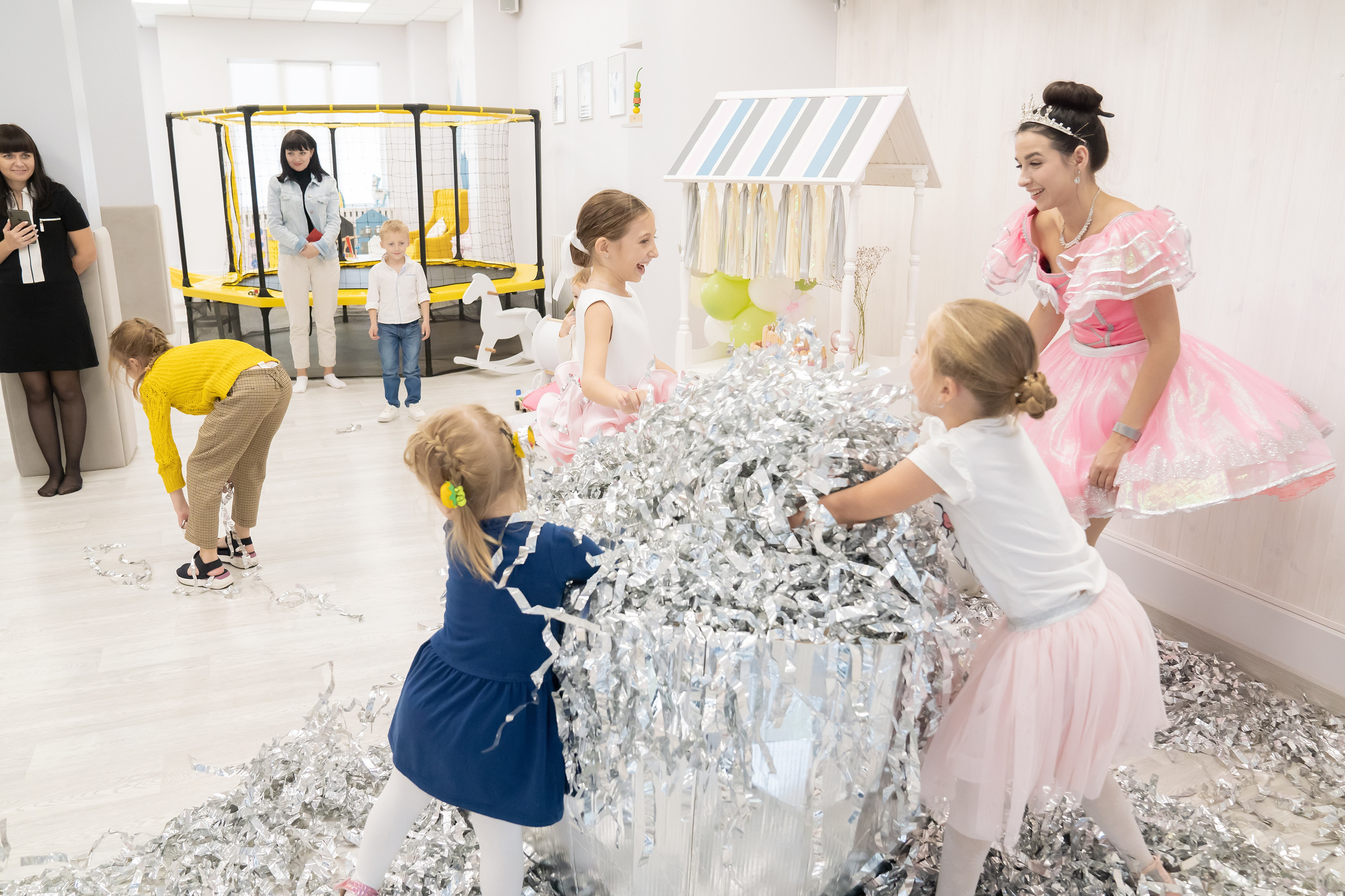 День рождения Елизаветы!. Главная