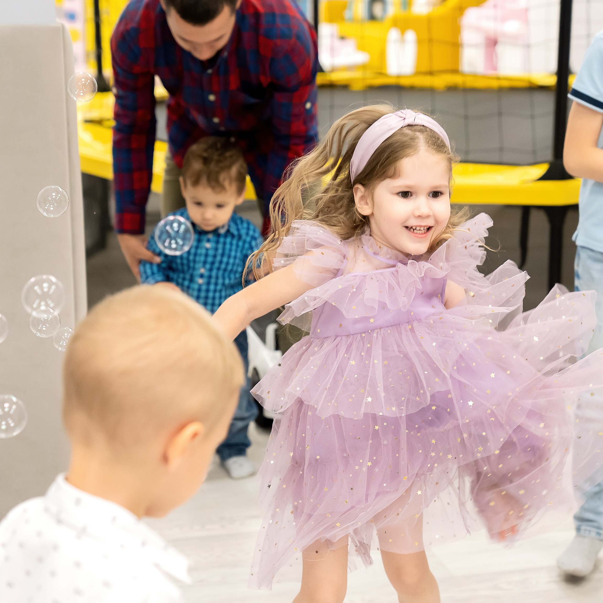 День рождения — праздник детства!. Главная