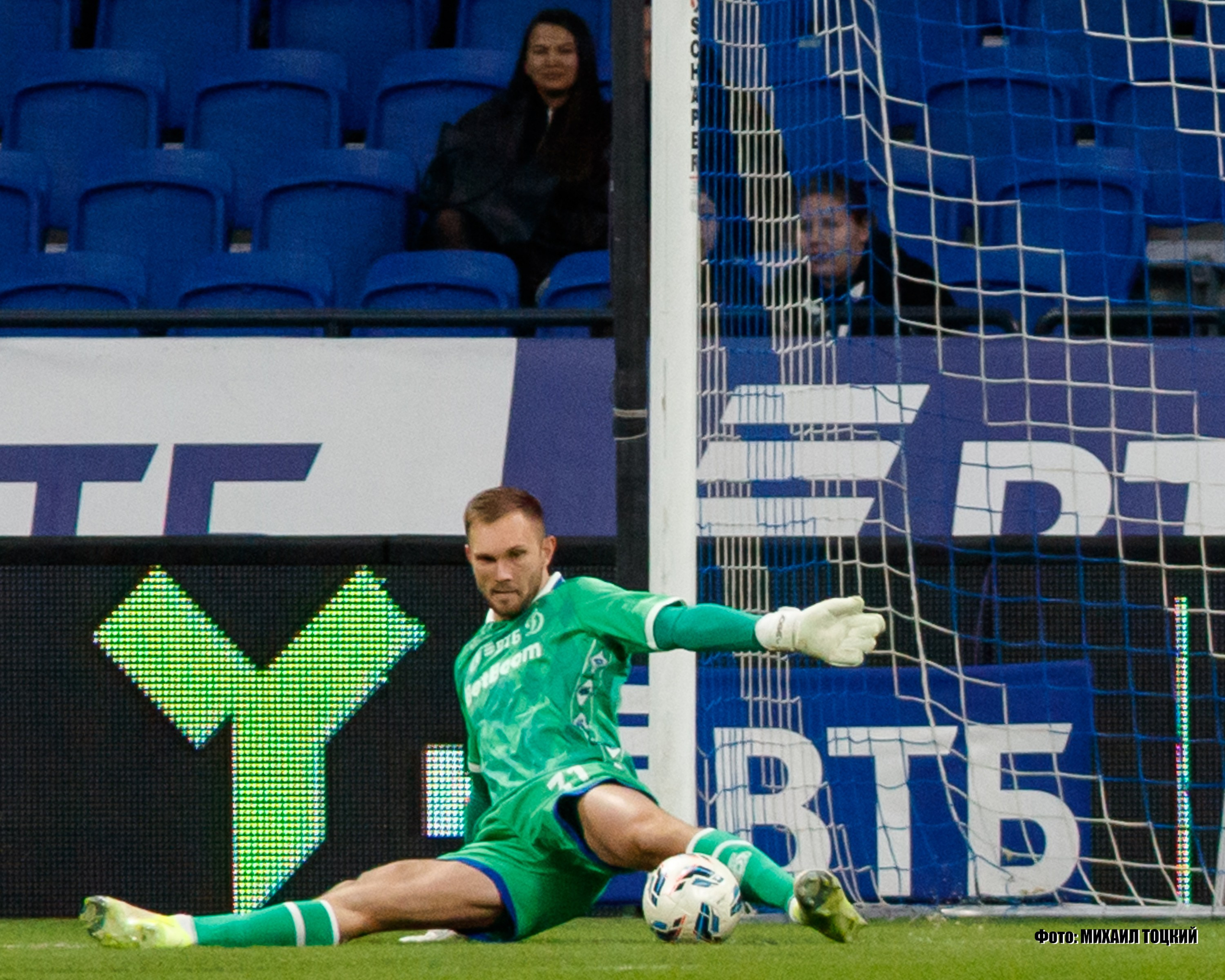 Фоторепортаж. РПЛ 26 тур. Динамо — Рубин. Михаил Тоцкий портретный и репортажный фотограф в Москве