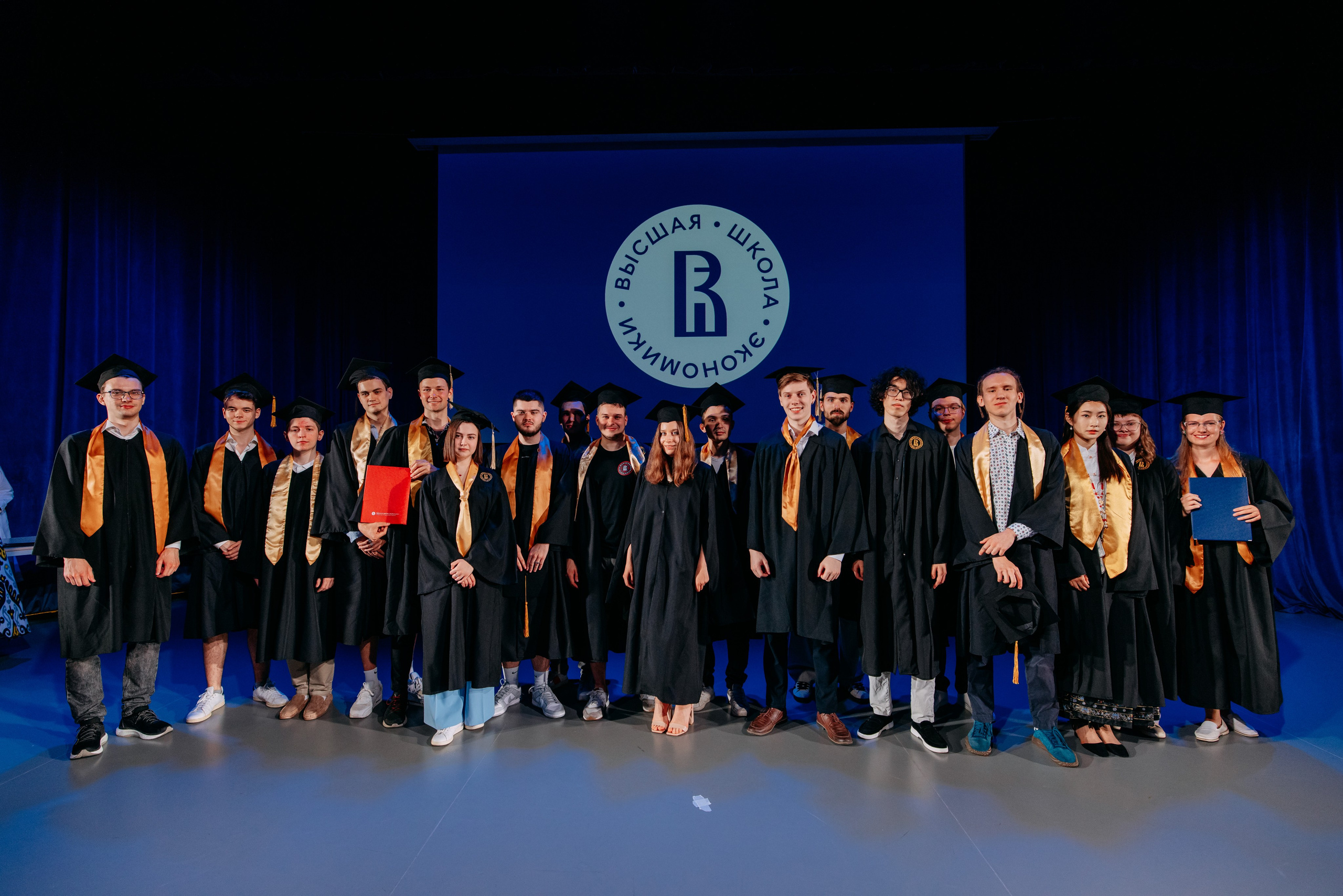 Вручение дипломов. Фото и видео съемка. Андрей Ионов