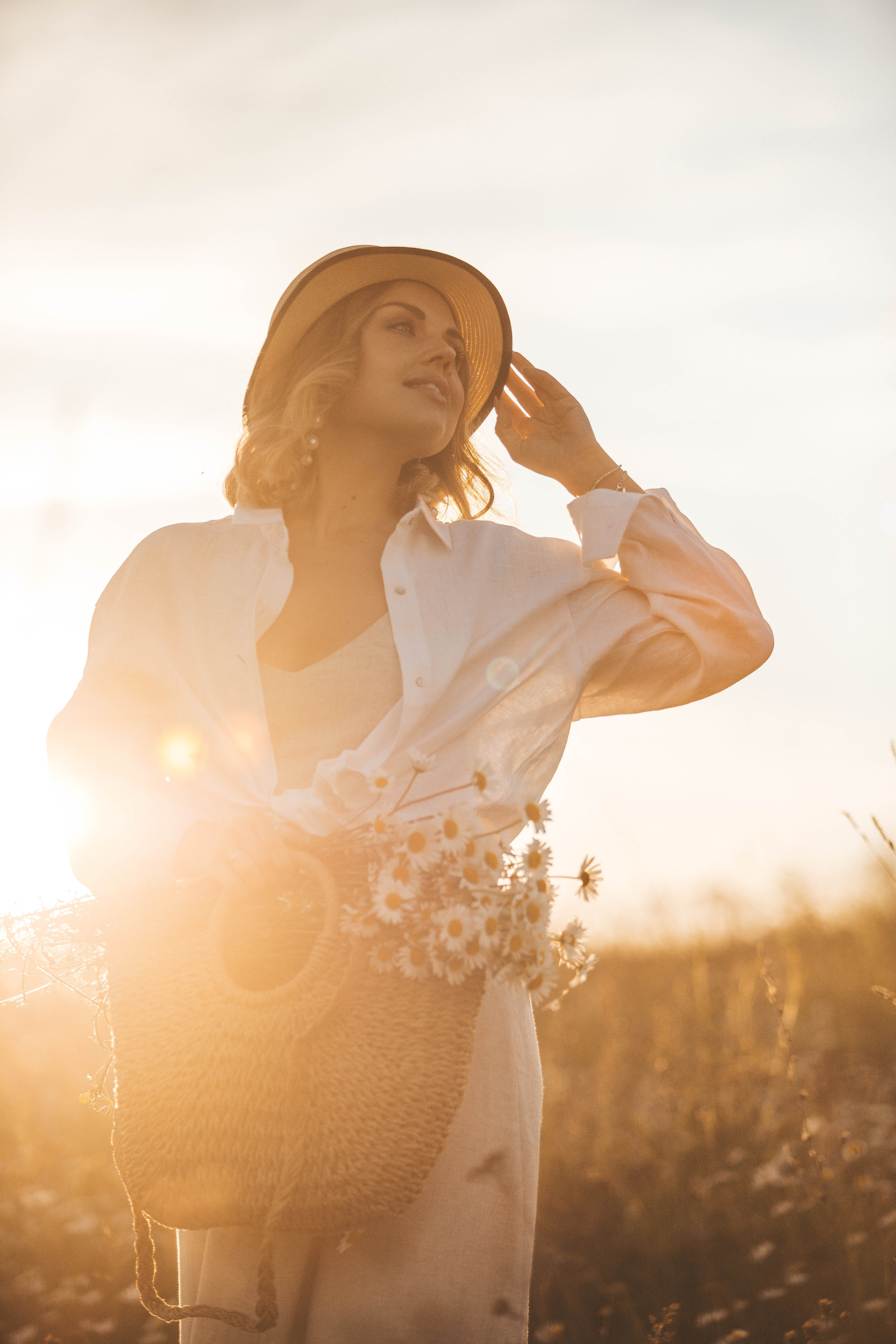 Анастасия и ромашки. Фотограф — художник в Москве Васильева Юлия