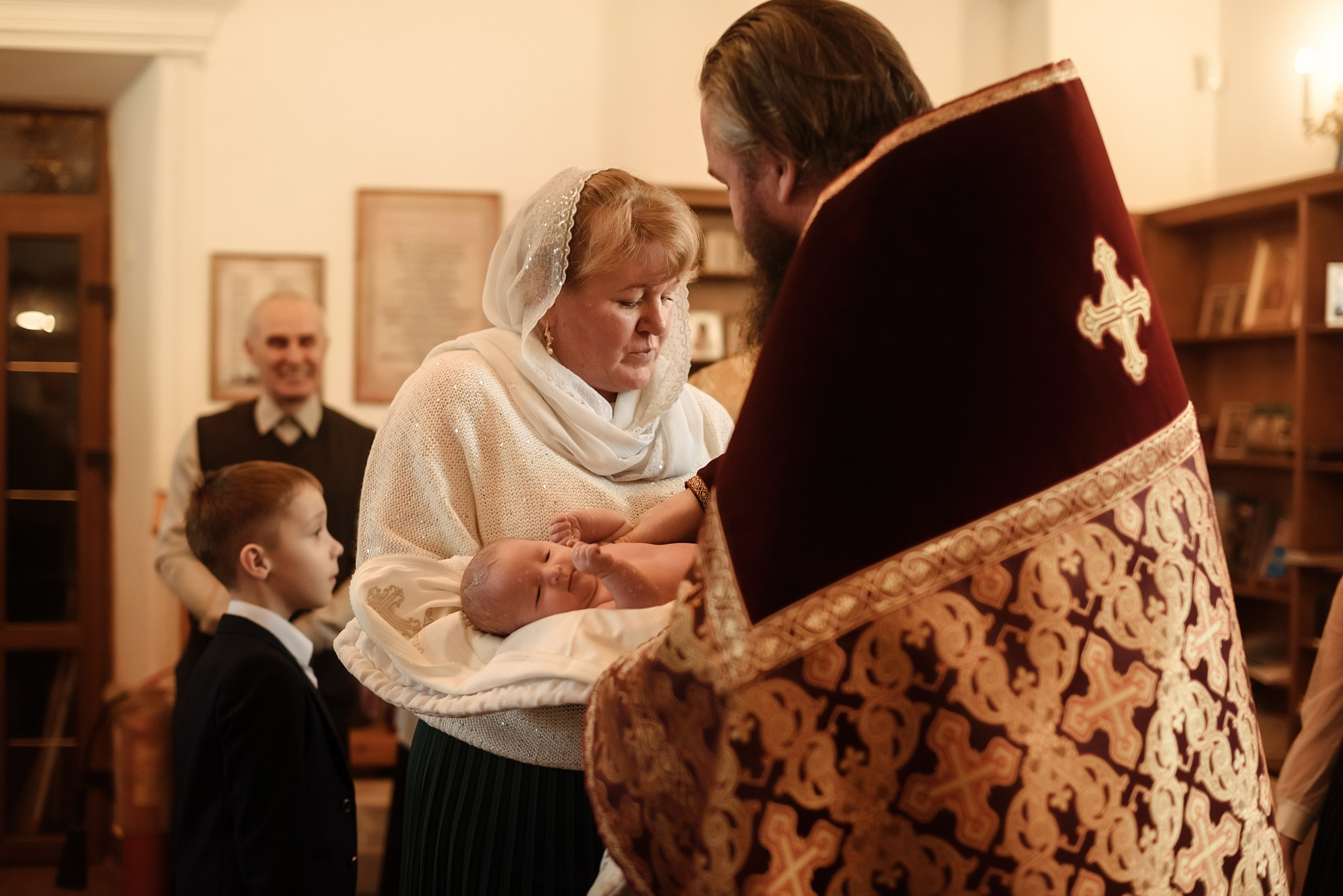 Крещение Машеньки. Фотограф Ростов Великий Юлия Кузьмина Фотограф на крещение Ярославль