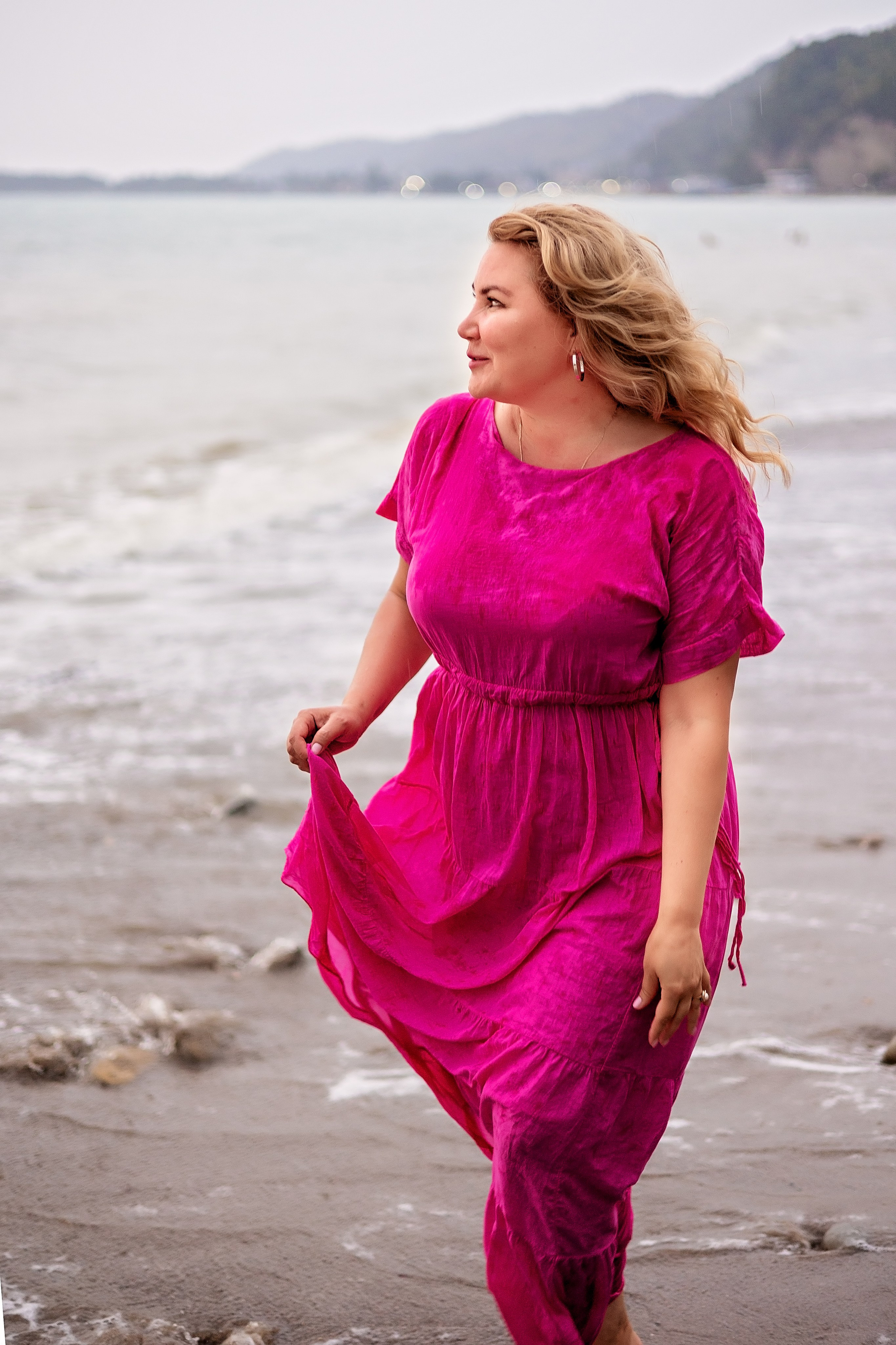 Девушка и море. Свадебный и семейный фотограф в Абхазии Эля Цишба