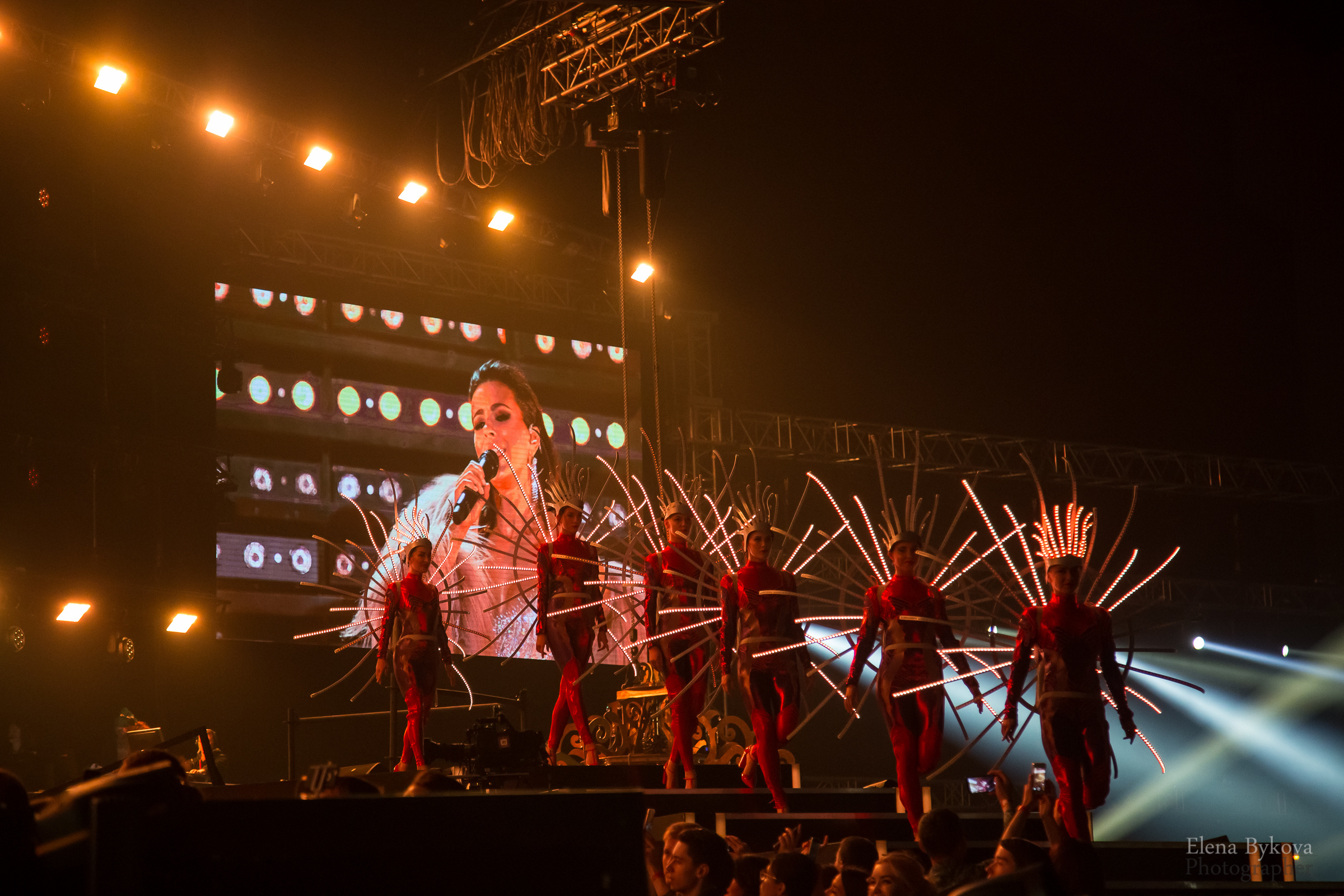 Шоу "Дива" в Олимпийском. Свадебный Семейный Репортажный фотограф в Москве
