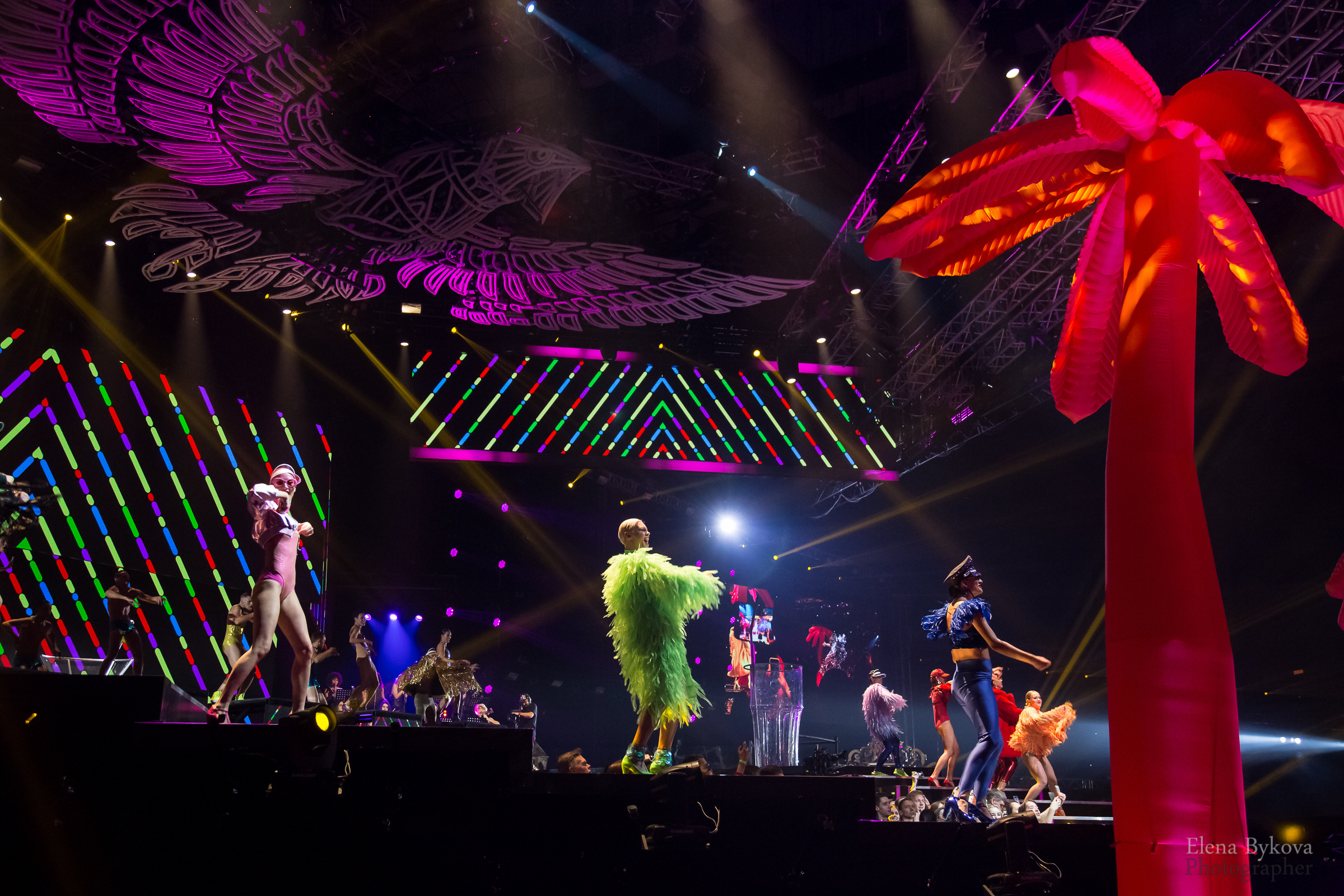 Шоу "Дива" в Олимпийском. Свадебный Семейный Репортажный фотограф в Москве