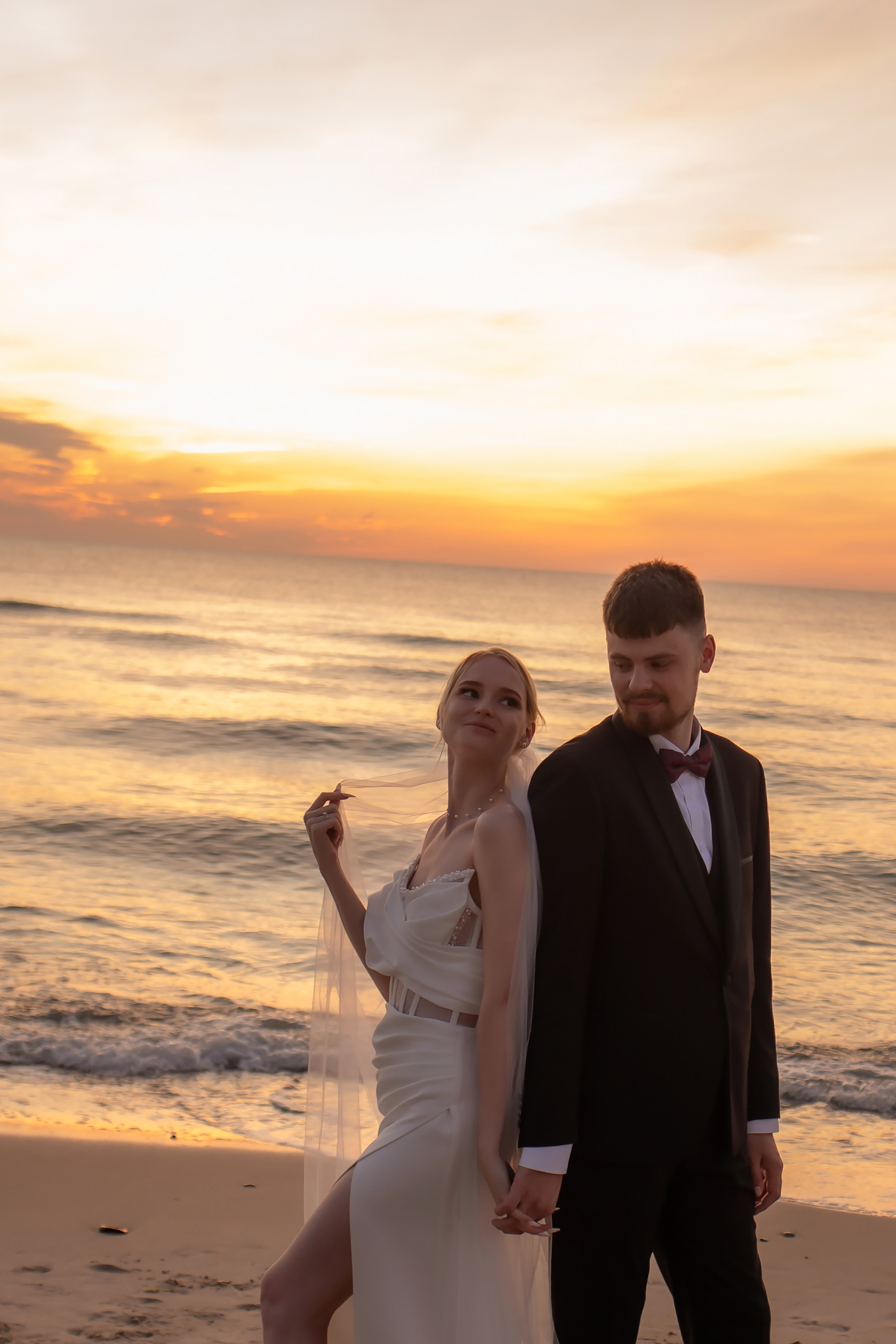Александра и Влад. На закате. Фотограф в Калининграде Решетникова Алина