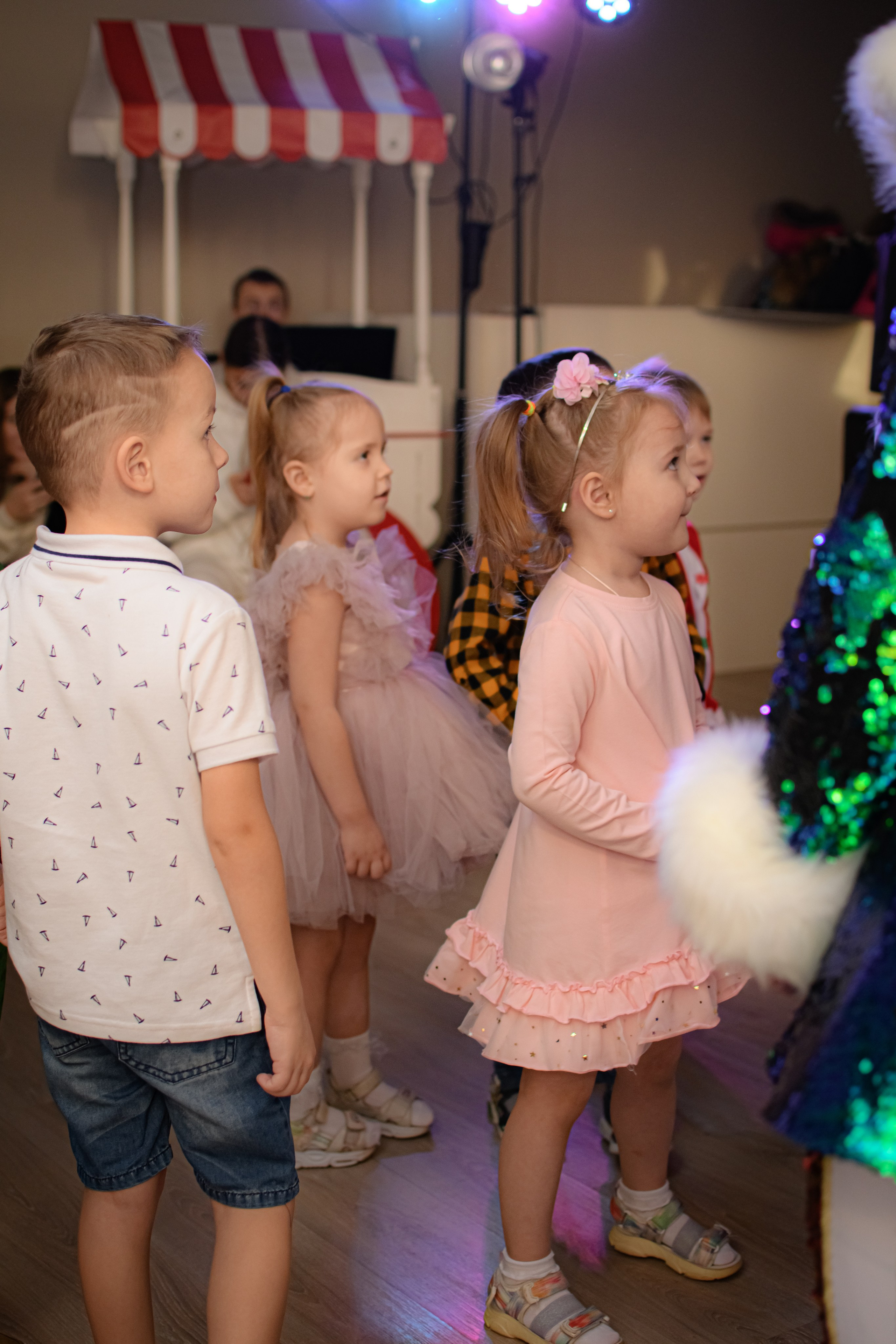 HAPPY NEW YEAR. Photokarish