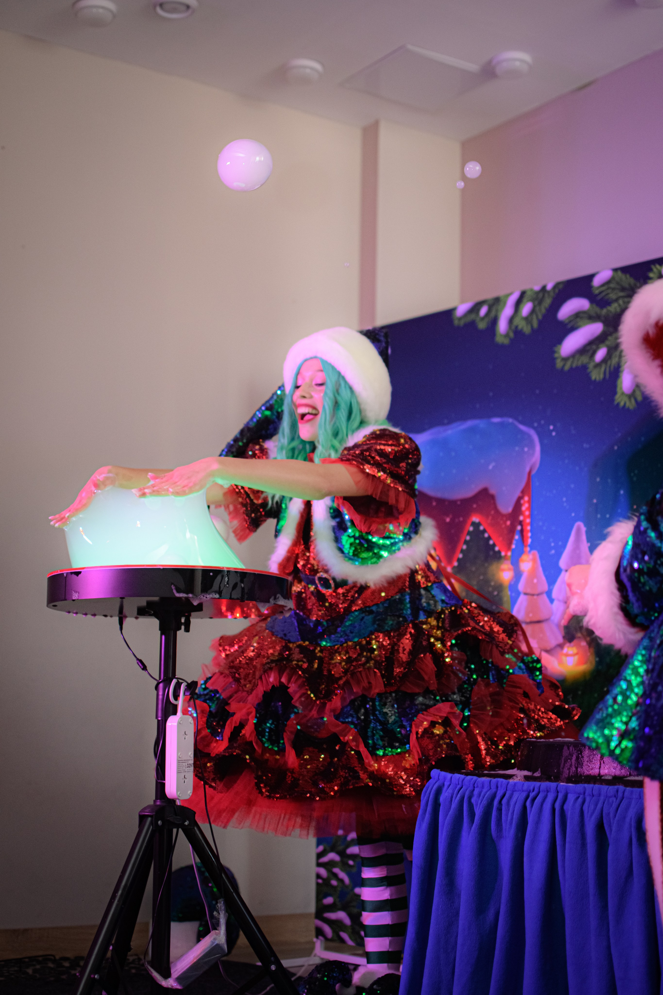 HAPPY NEW YEAR. Photokarish