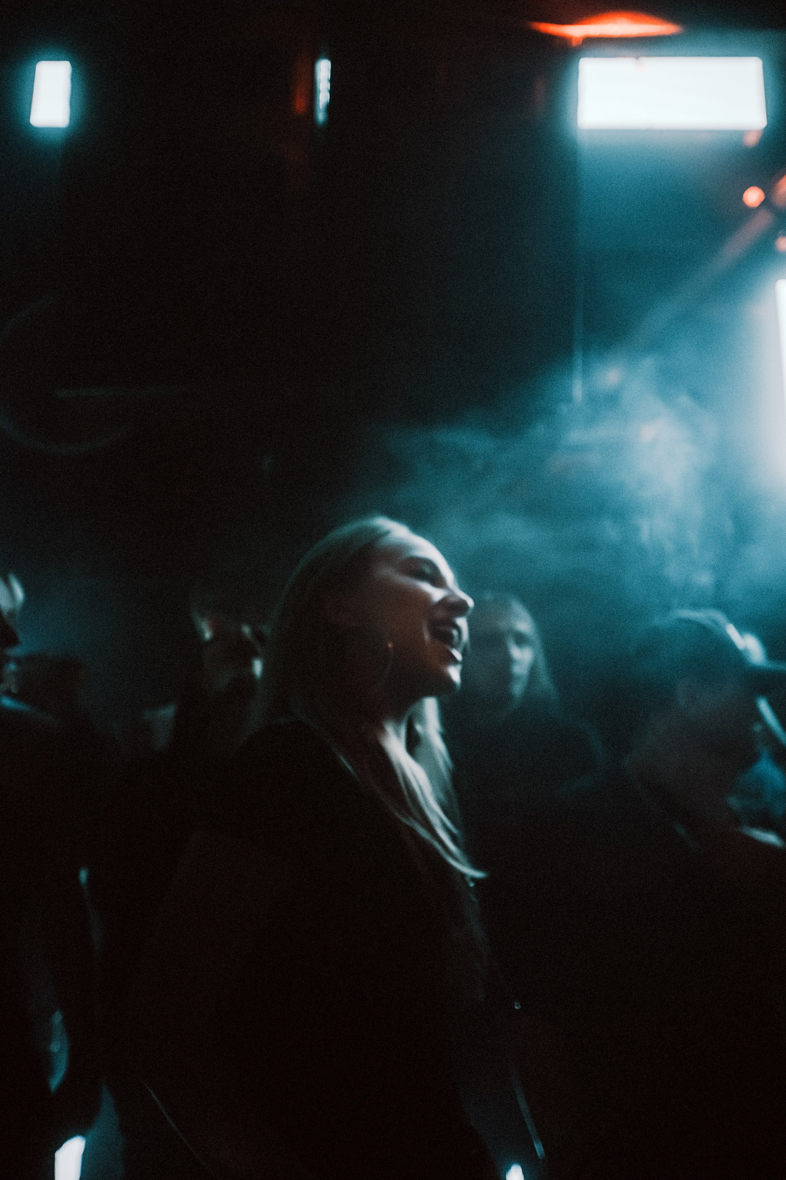 КЛУБЫ | ВЕЧЕРИНКИ. Фотограф Владивосток Ян Паклин