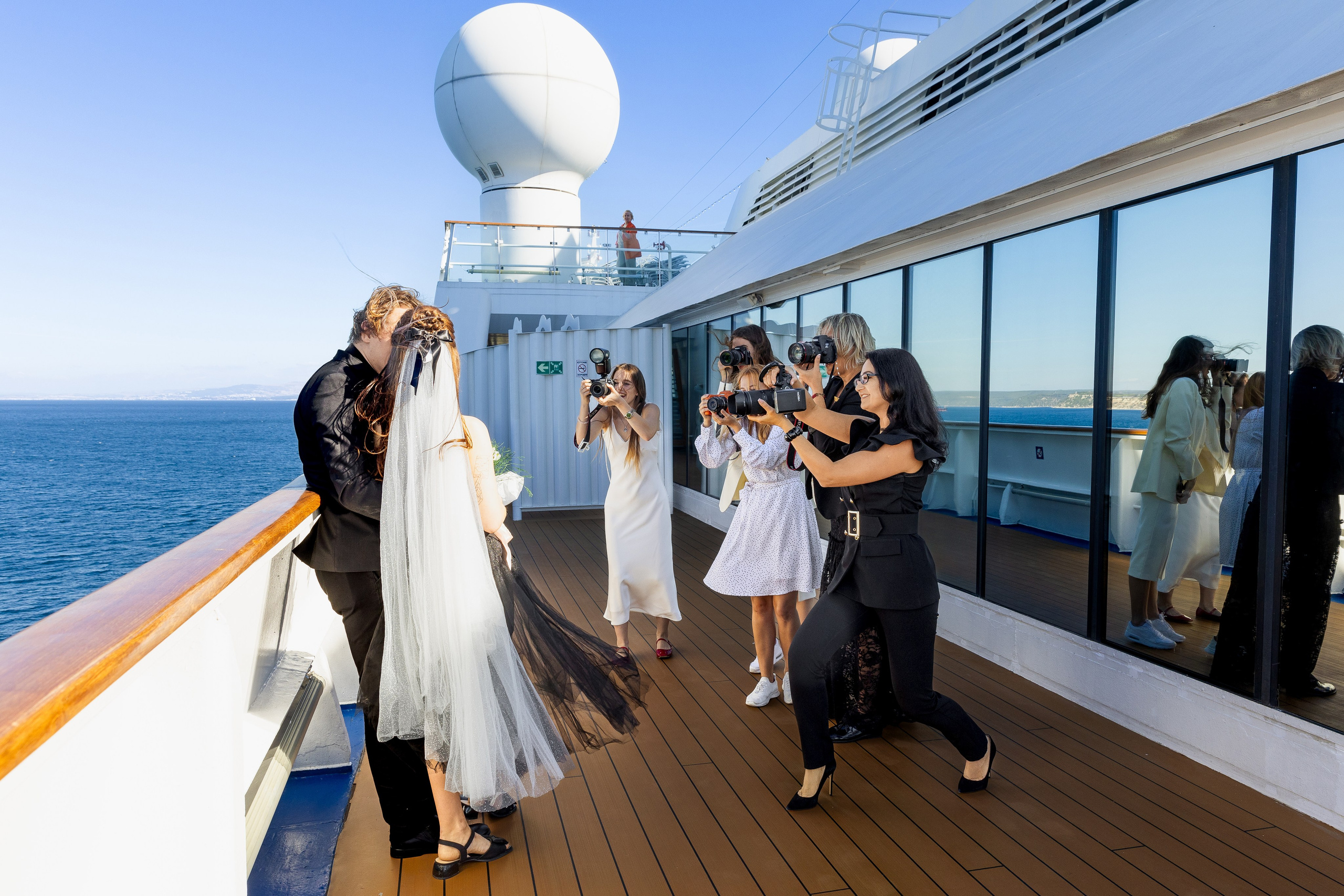 Фотографы. Фото департамент круизного лайнера Астория Гранде