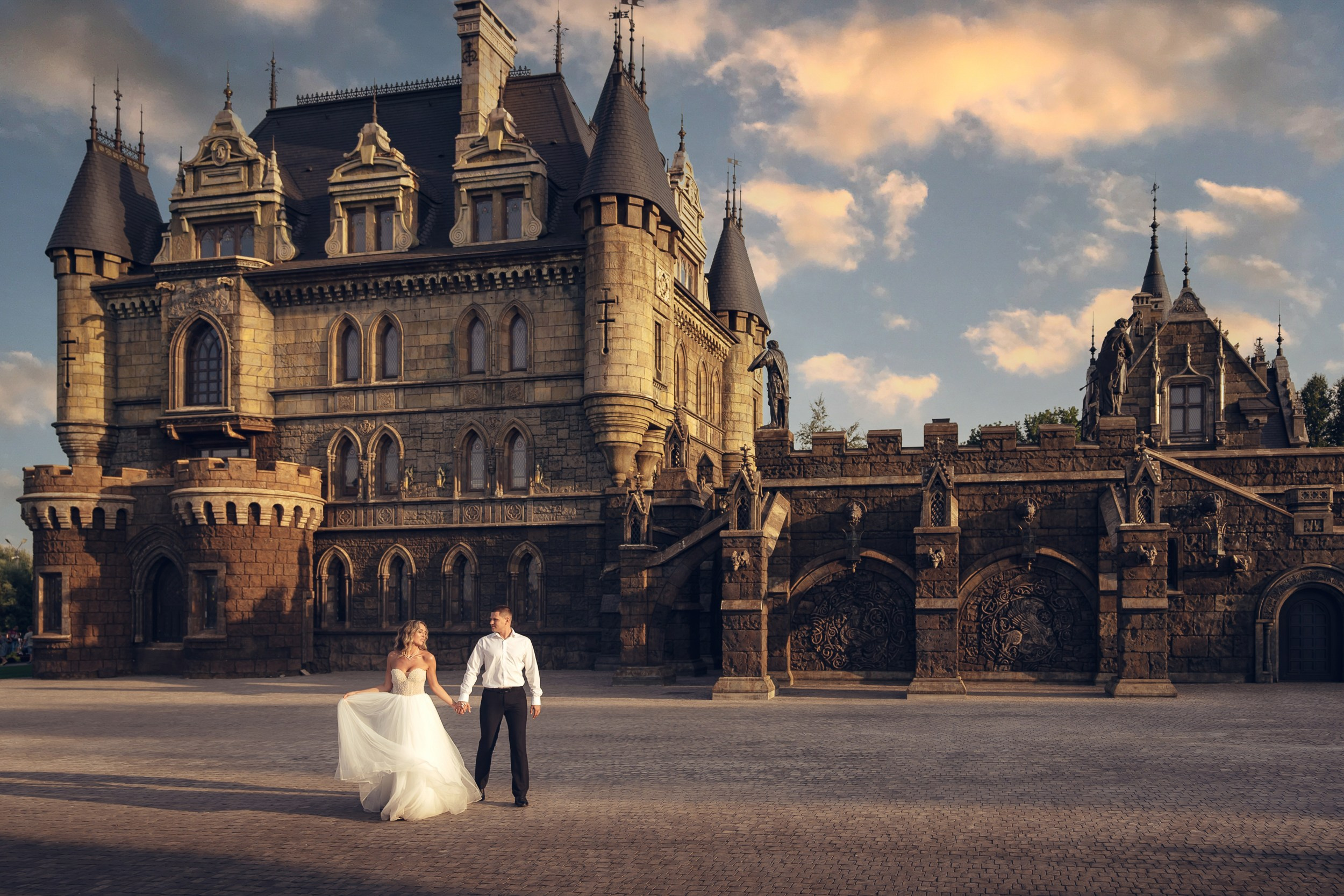 Волшебные свадебные фотосессии в Замке Гарибальди:. Фотограф Батурин Денис — Фотосессия в Замке Гарибальди