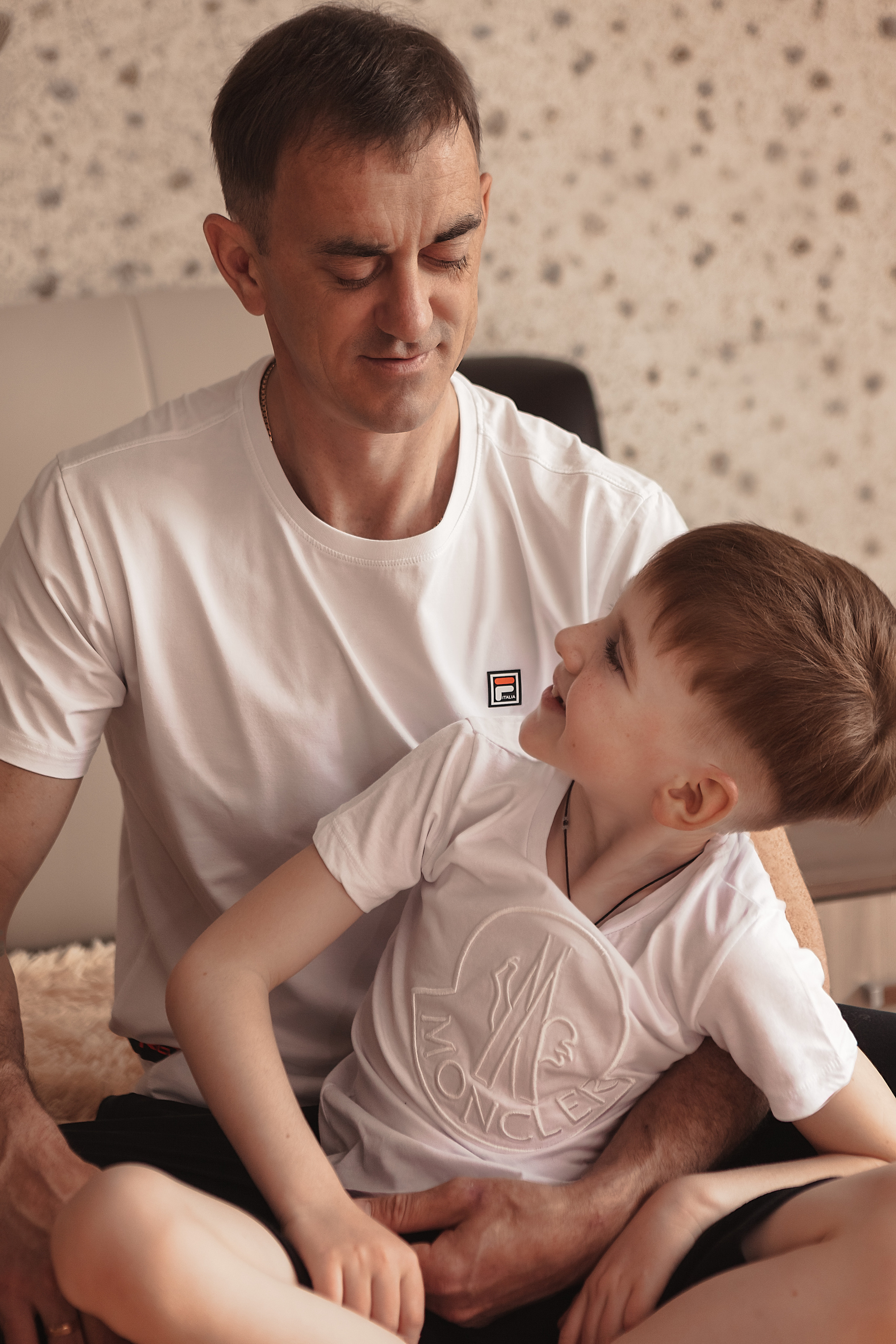 Домашняя семейная фотосессия на Сахалине. Детский, семейный фотограф в Южно-Сахалинске, Невельске и Холмске