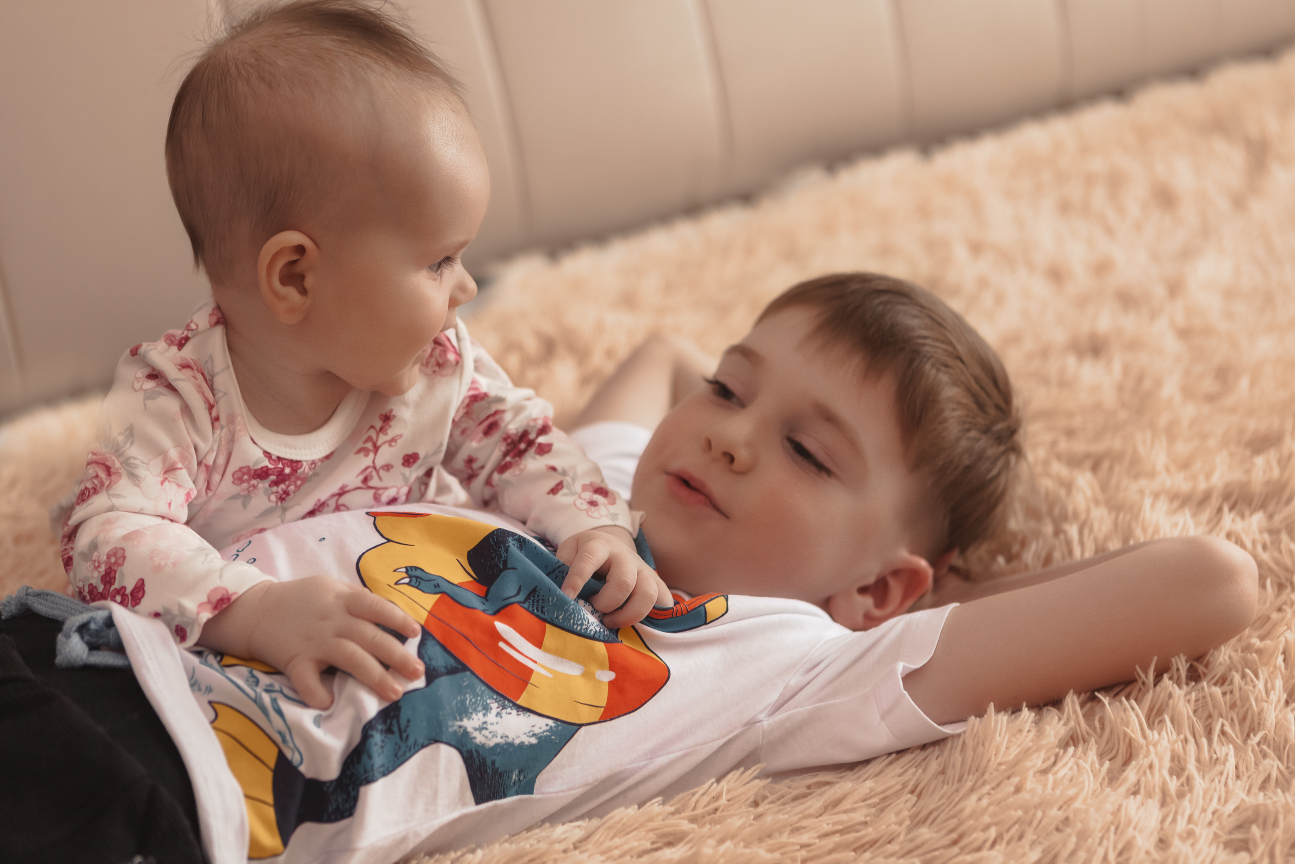 Домашняя семейная фотосессия на Сахалине. Детский, семейный фотограф в Южно-Сахалинске, Невельске и Холмске