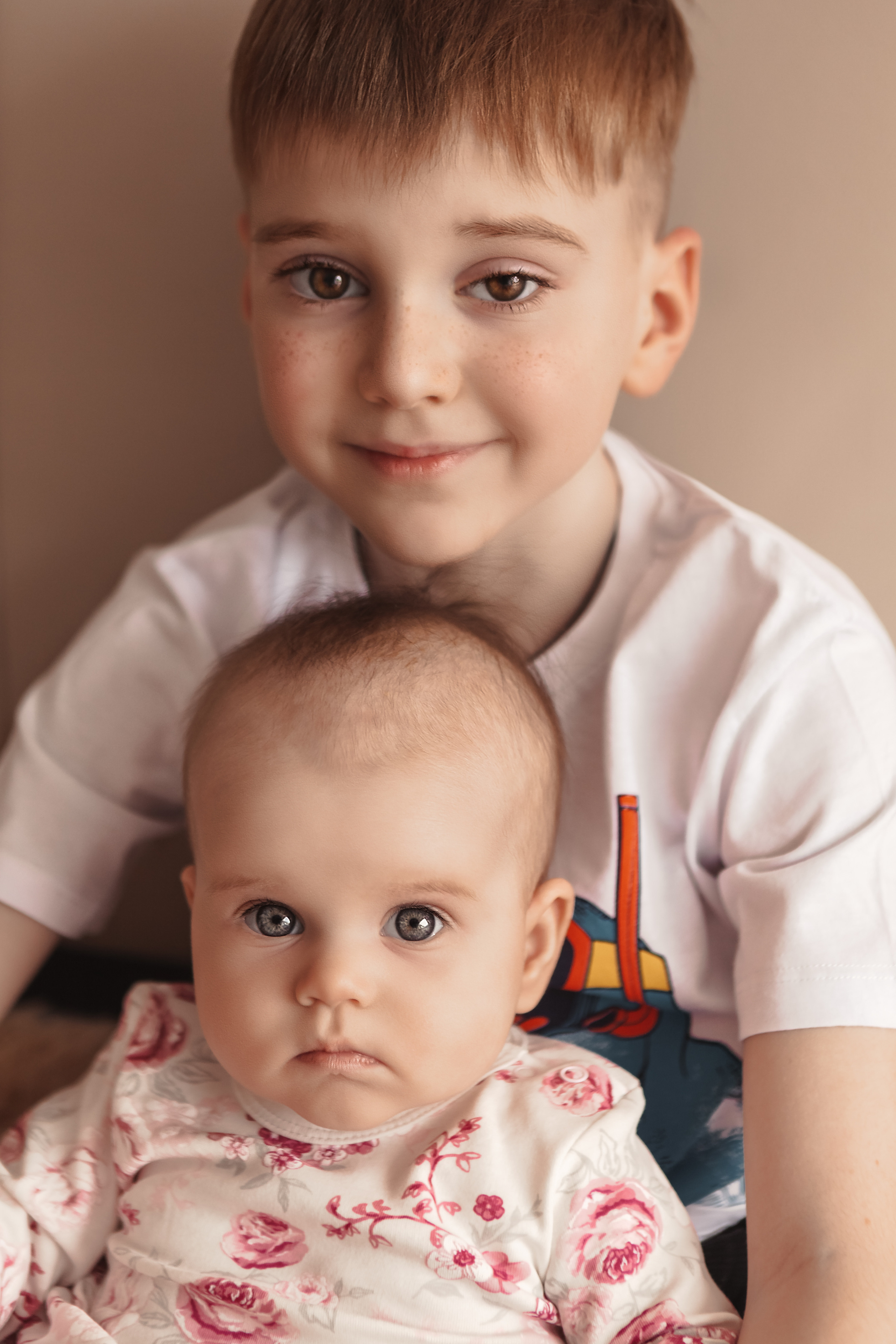 Домашняя семейная фотосессия на Сахалине. Детский, семейный фотограф в Южно-Сахалинске, Невельске и Холмске