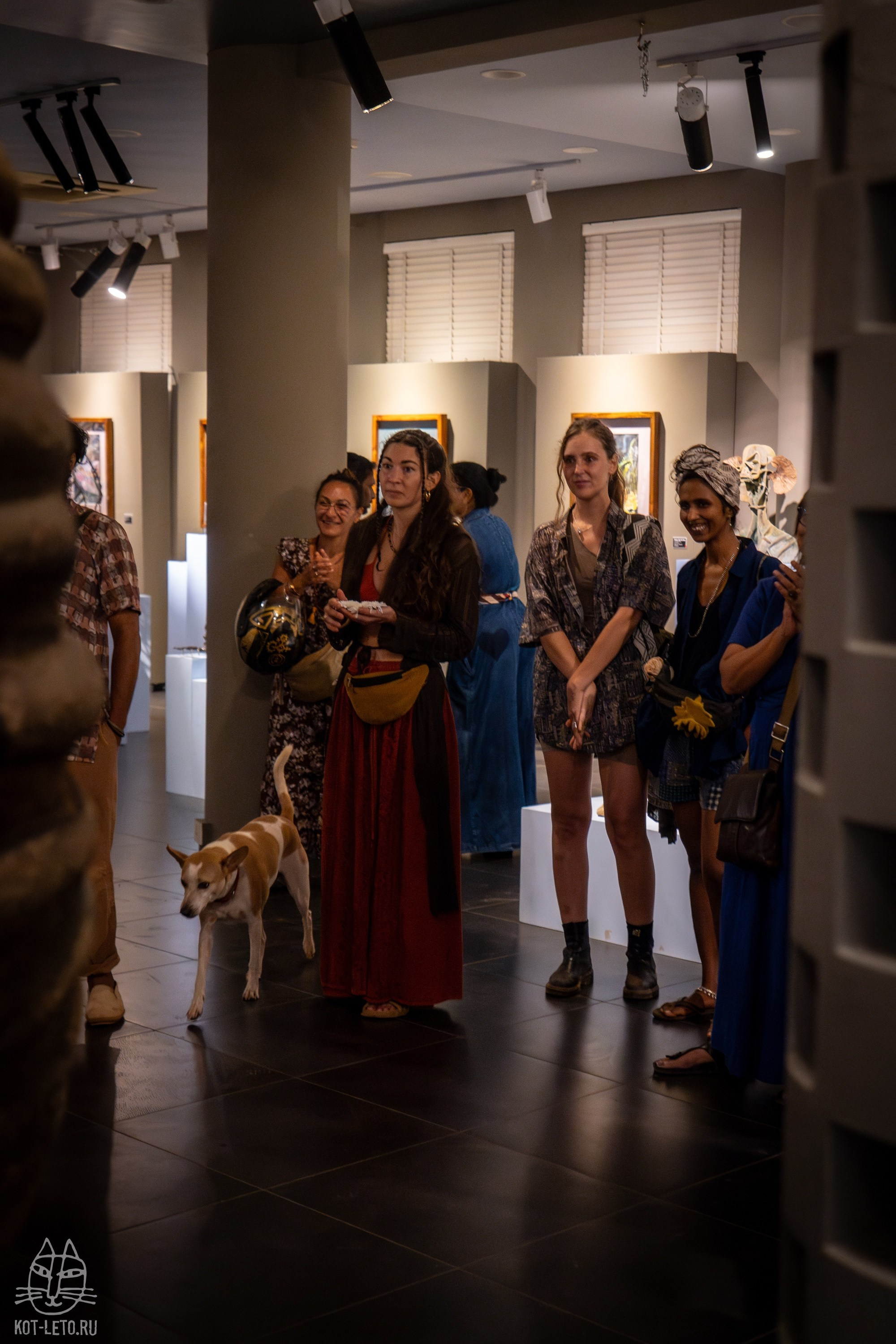 Exhibition BIOPHILIA (Goa). Твой фотограф — Полосатый кот