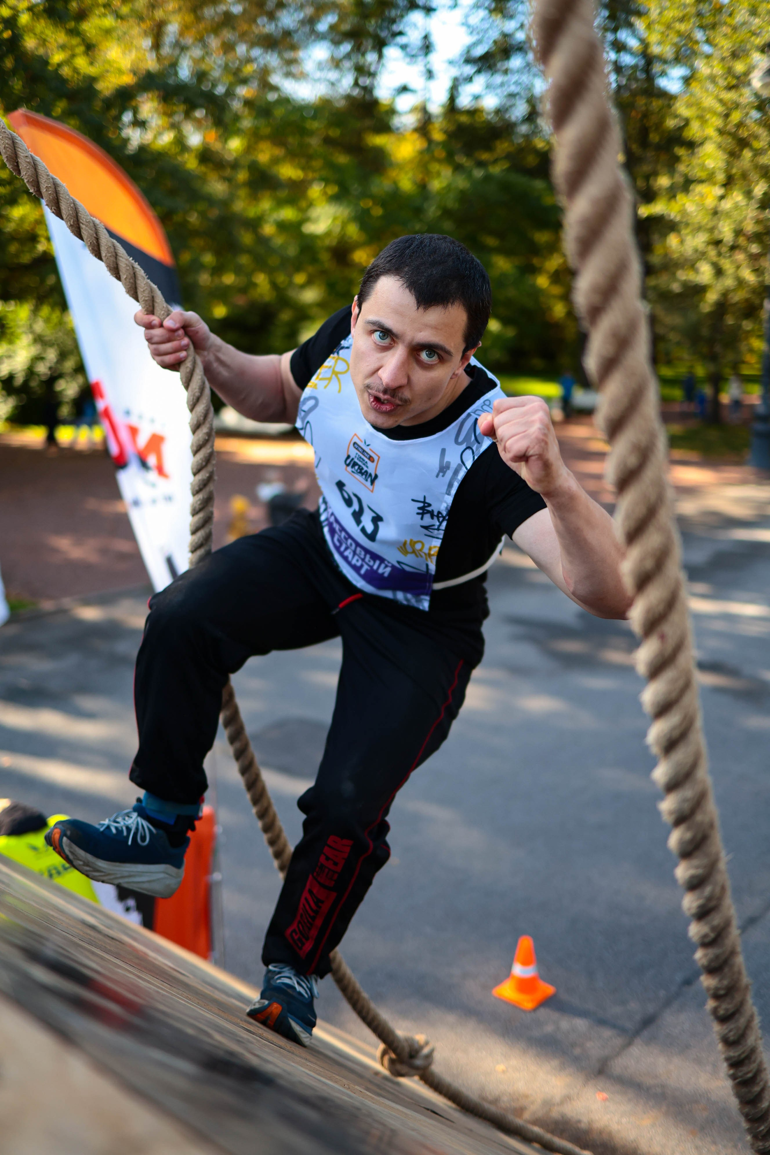 Гонка героев Урбан 2025. Спортивный фотограф в Санкт-Петербурге Илья Vacool