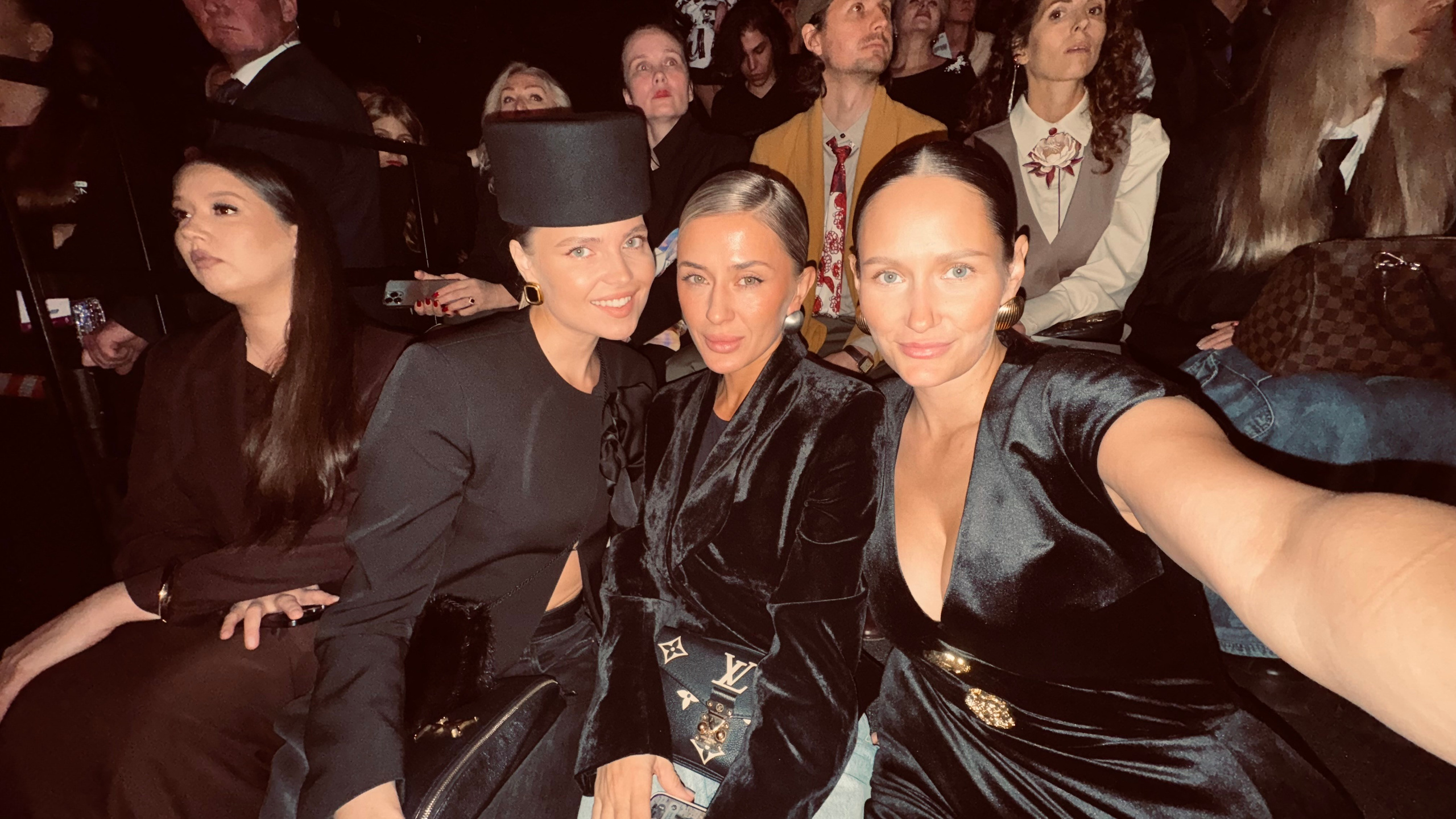 Мероприятия, презентации и лекции. Стилист Карина Нова