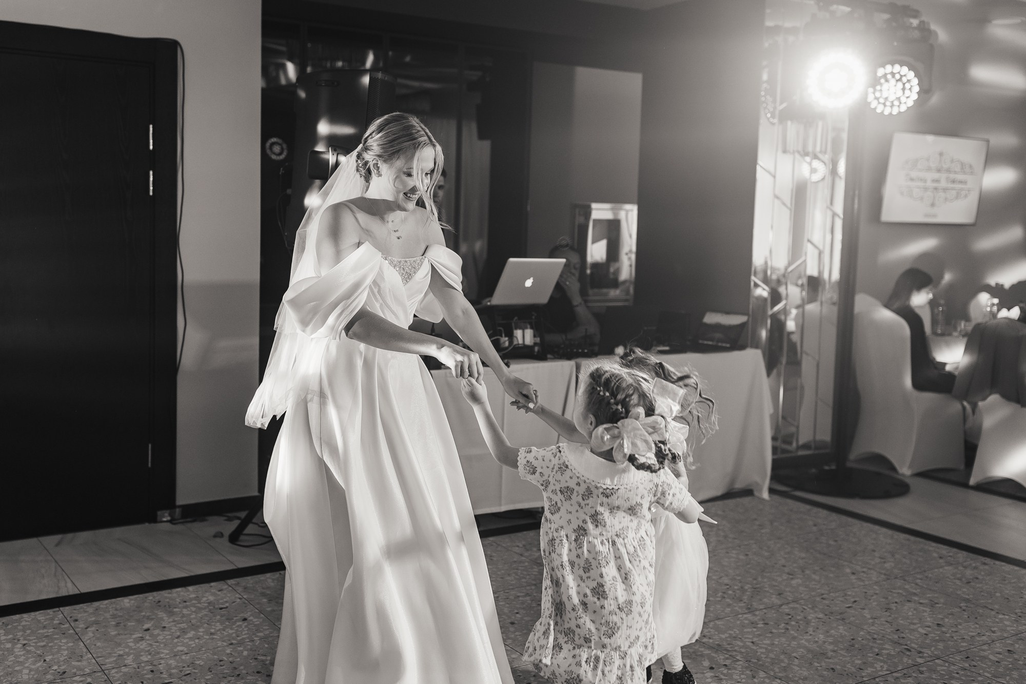 Дмитрий и Виктория. Семейный фотограф новорождённых в Серпухове Юлия Новикова +79637785957