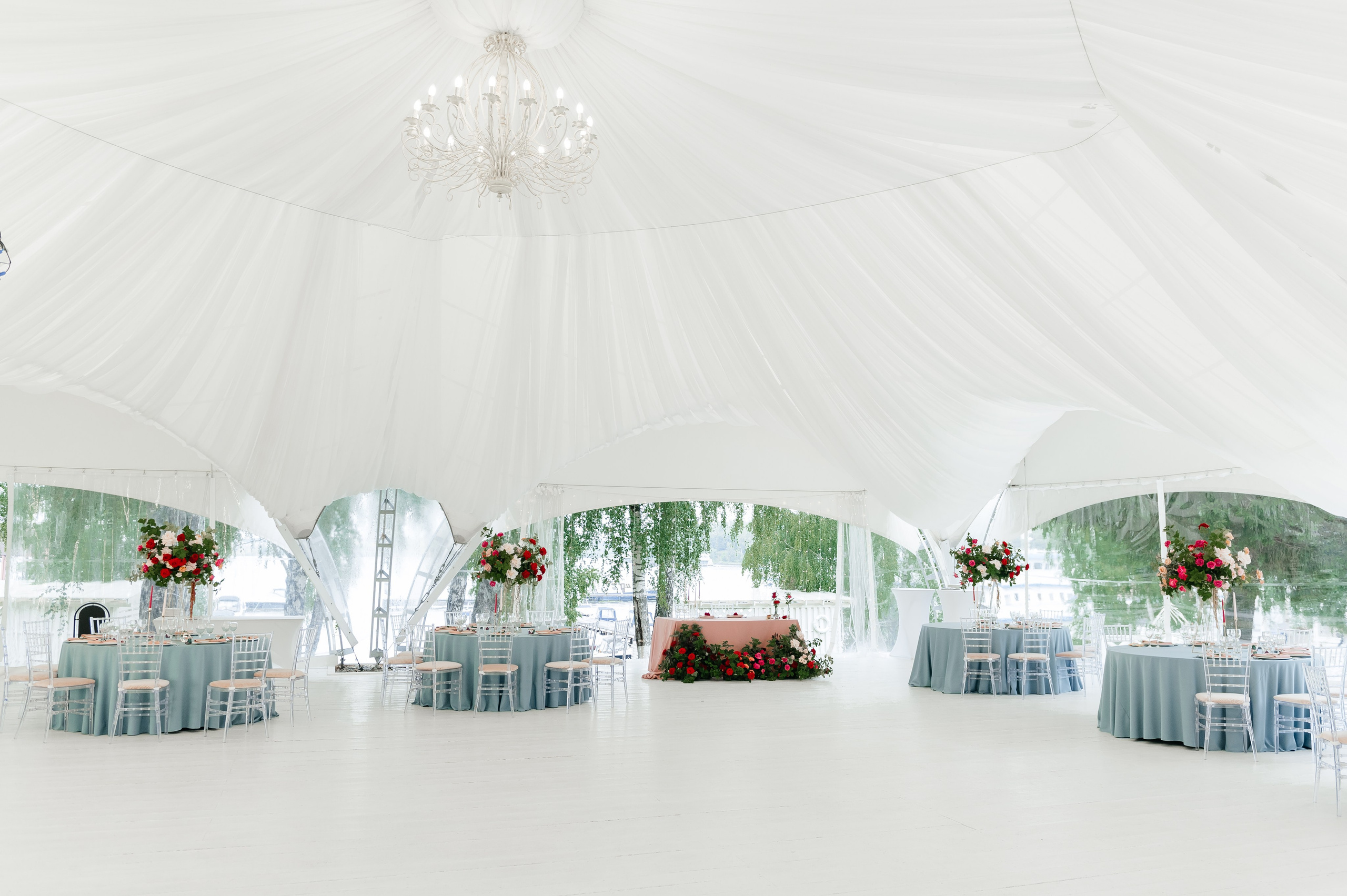 Свадебная фотосессия в яхт-клубе. Семейный и свадебный фотограф в Москве Татьяна Николаева