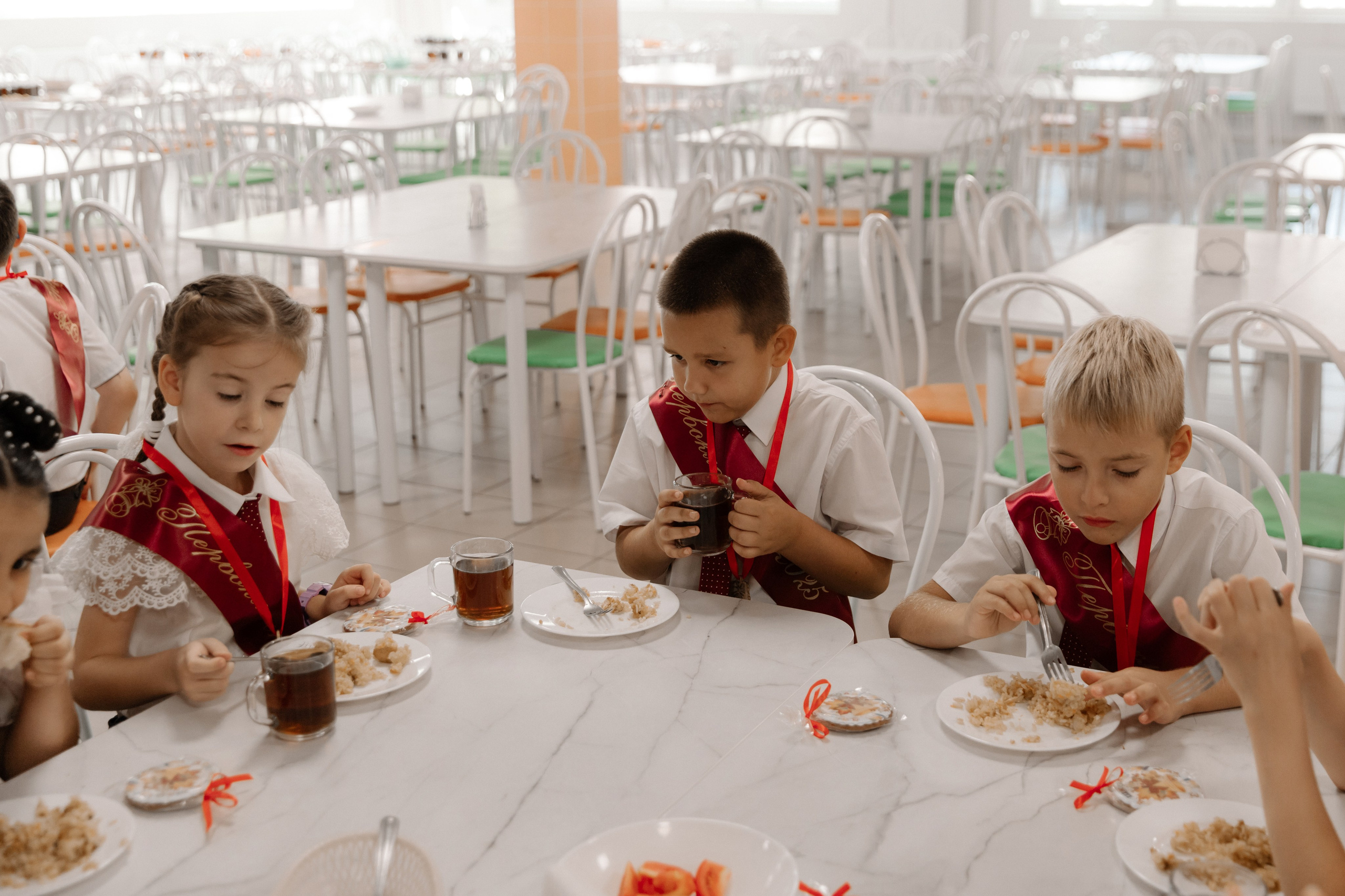 1 класс 11 школа. Выпускные альбомы Натальи Бутко: Новороссийск, Анапа, Геленджик