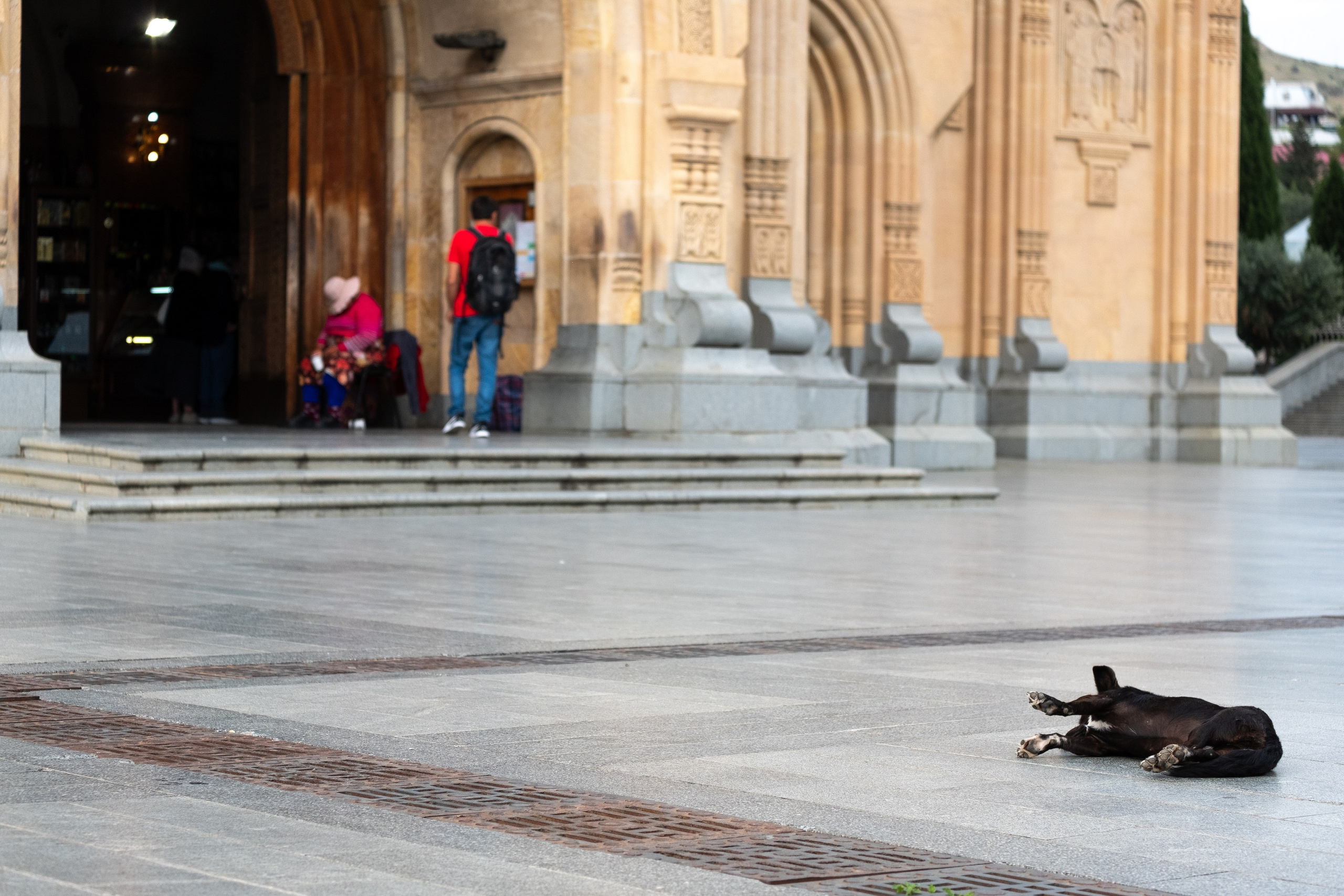 ТБИЛИСИ. ПОБУДЬ ЗДЕСЬ И ЦЕЛЕЕ БУДЕТ ЭТОТ МИР