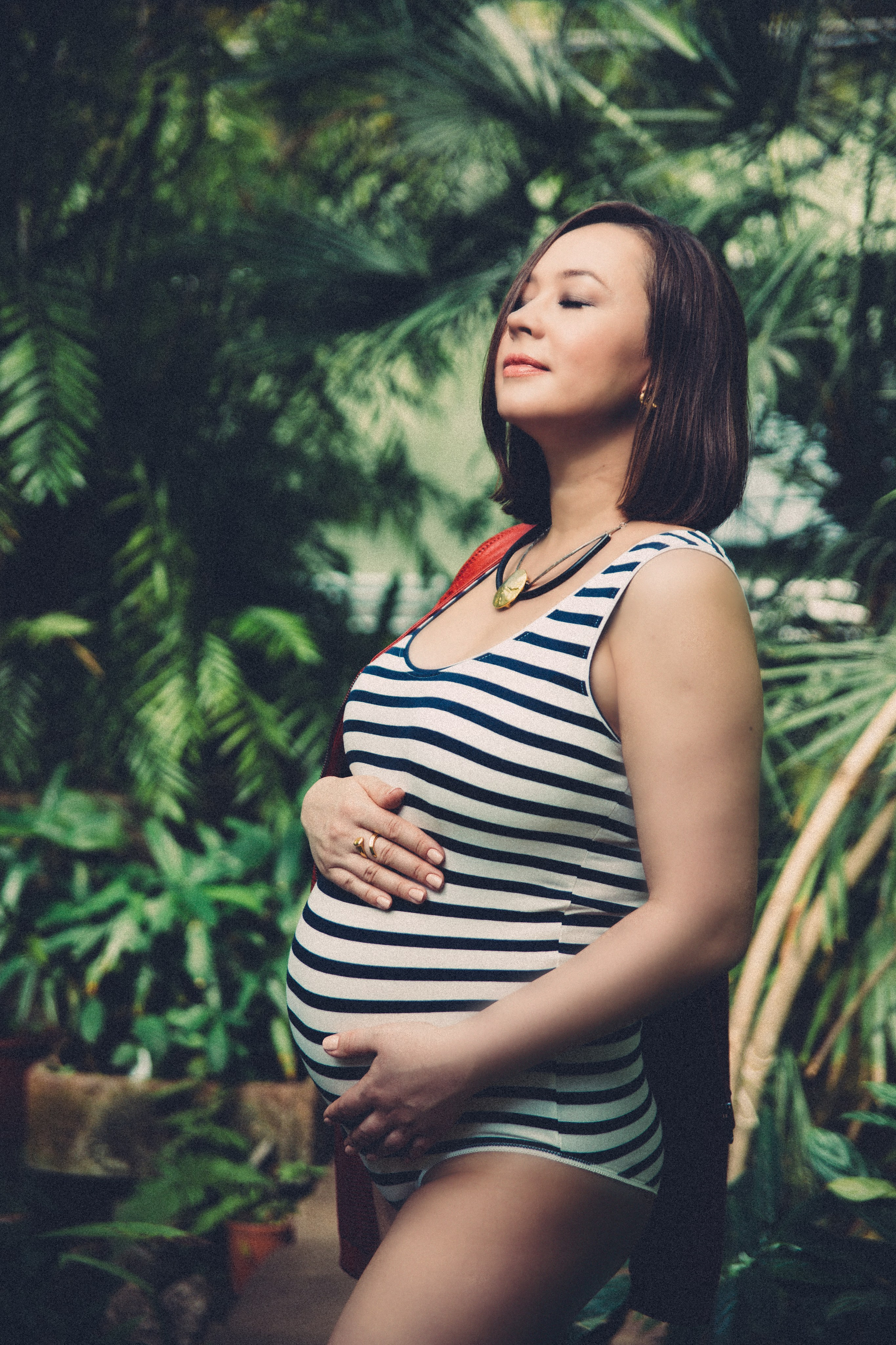 Фотосессия беременности в ботаническом саду. Фотограф в Самаре Екатерина Кроз