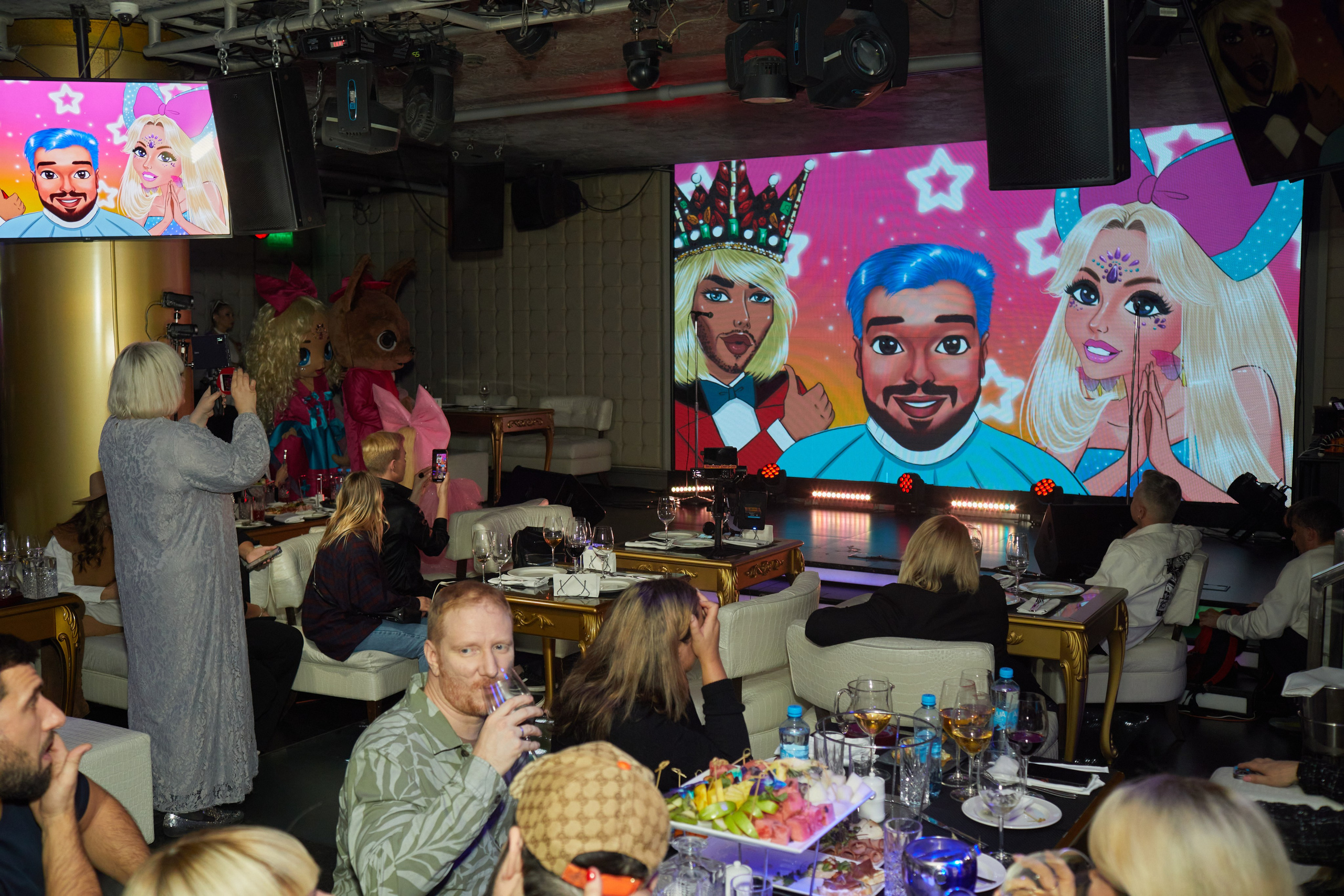 Musicboxgold. Art photographer Nino