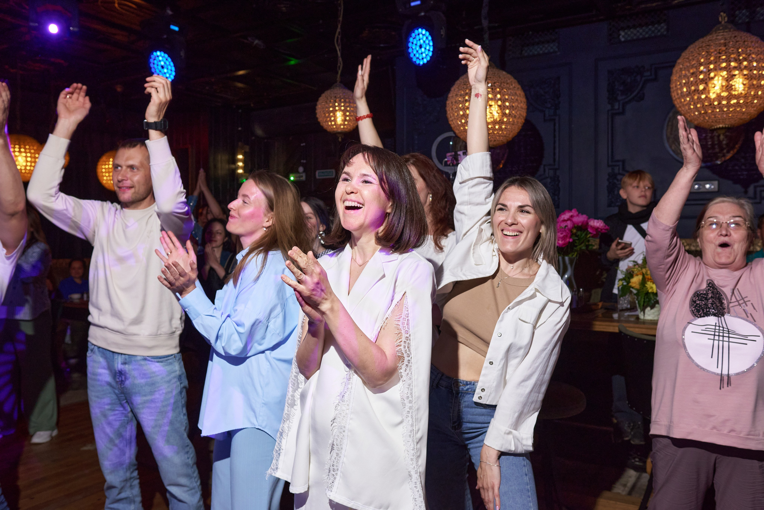 Отчетный концерт студии эстрадного вокала ВРЕМЯ ПЕТЬ. Photographer Bangkok — Pattaya | фотограф Бангкок — Паттайа