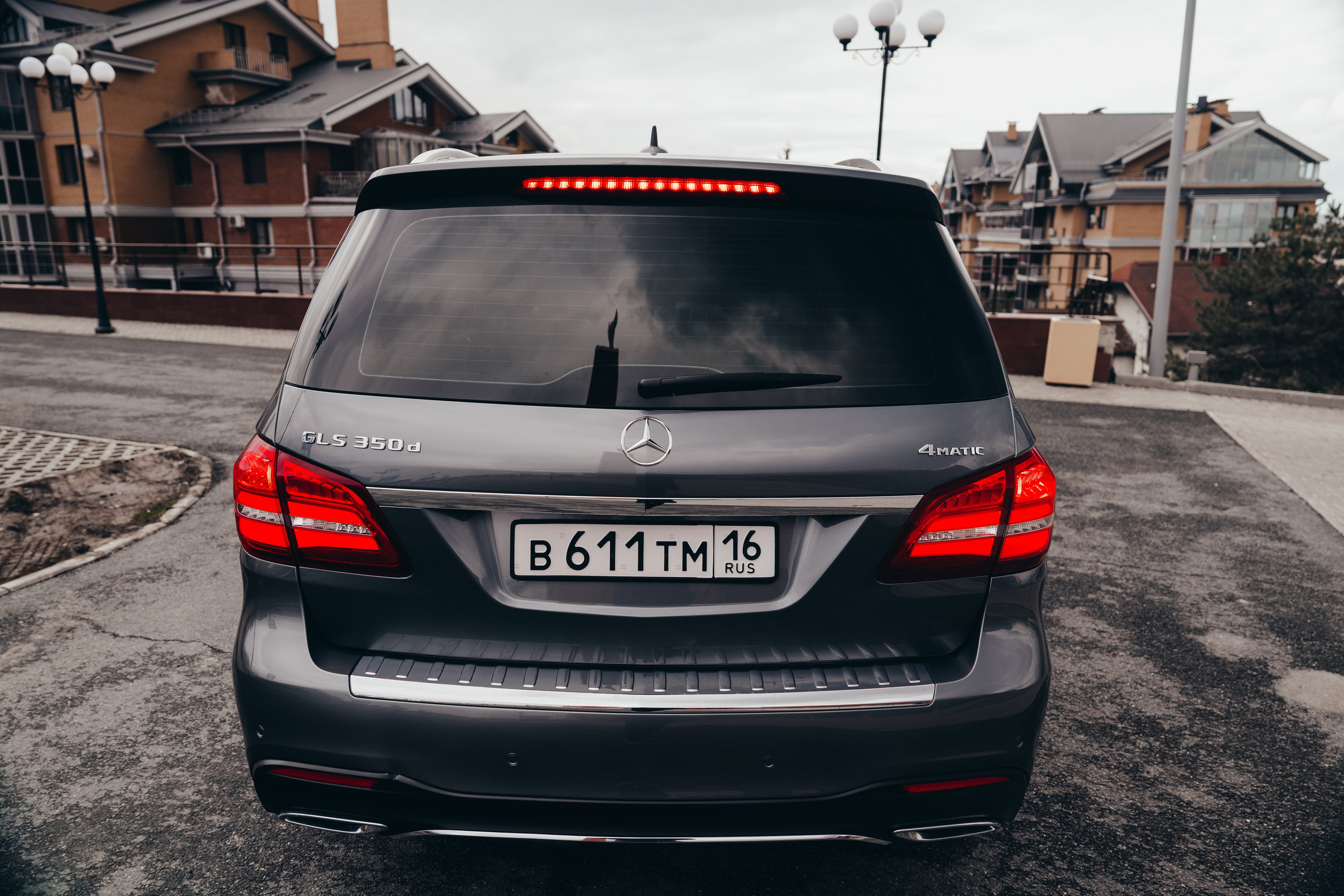 Mercedes-Benz GLS-Class 350 d. Идеальные портреты для соцсетей — Фотограф Ленар