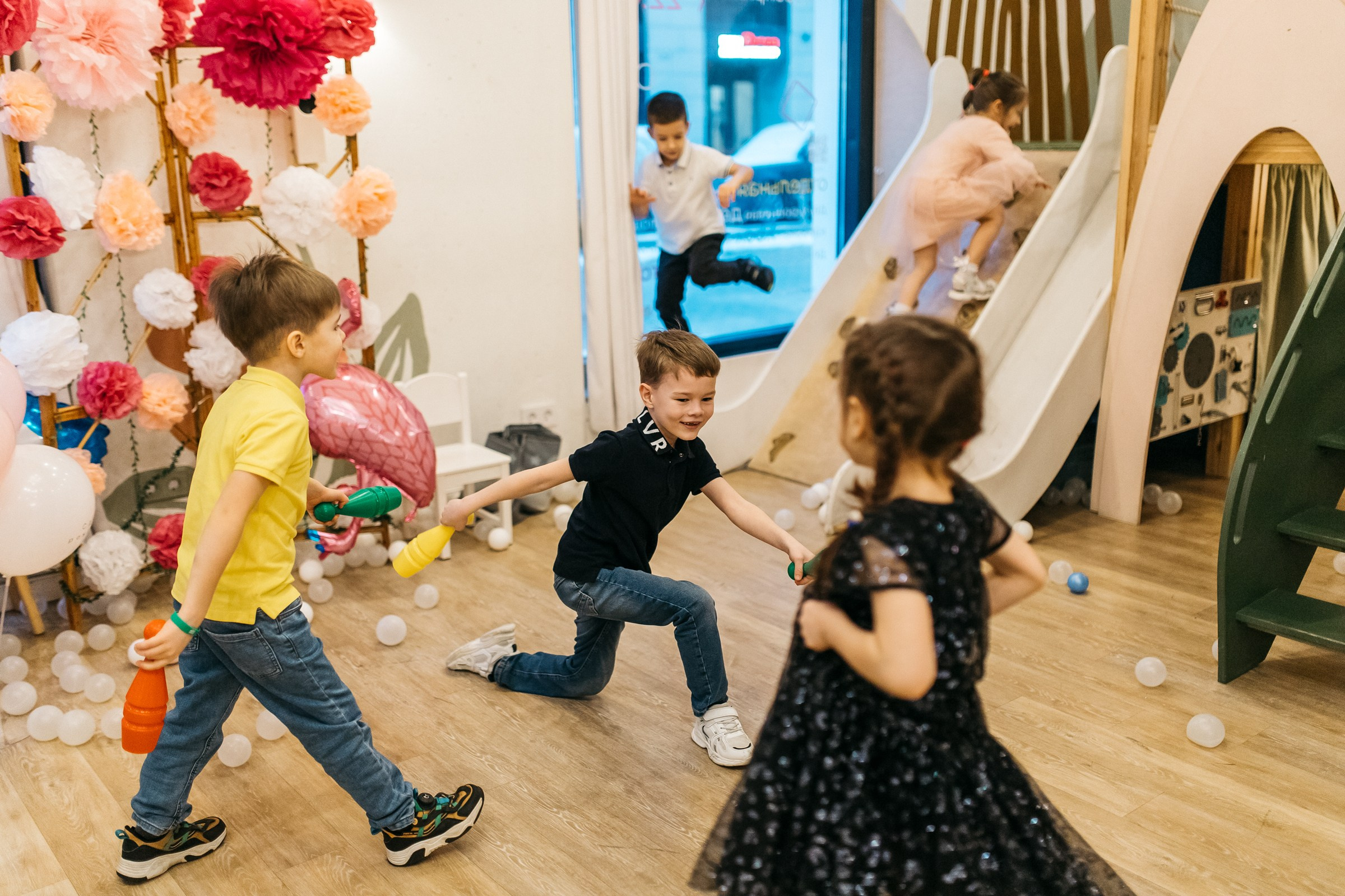 Алиса в стране чудес