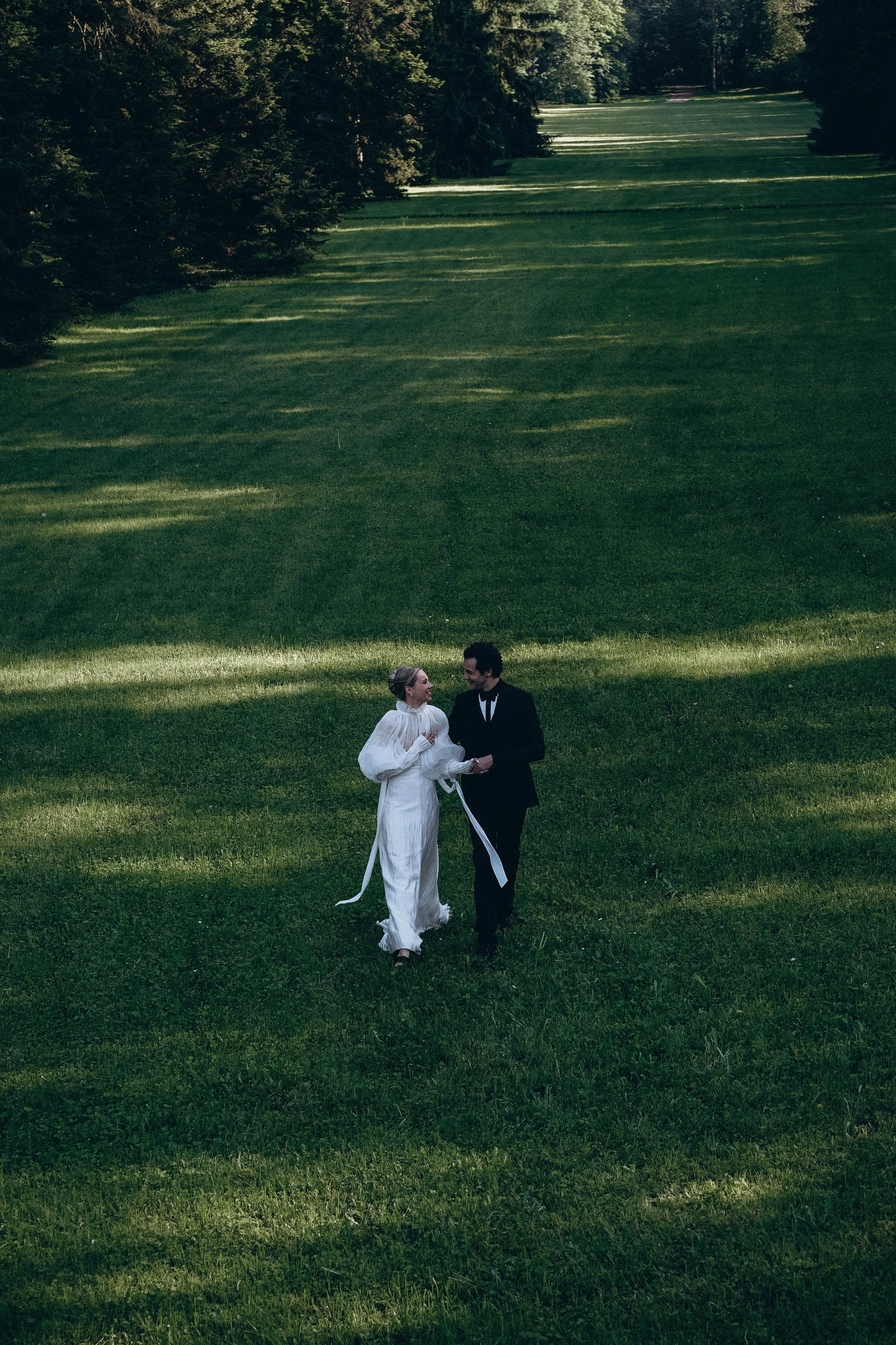 СВАДЕБНАЯ СЬЕМКА В ПАРКЕ ОРАНИЕНБАУМ. Профессиональный фотограф, Санкт-Петербург — Виктория Богомолова