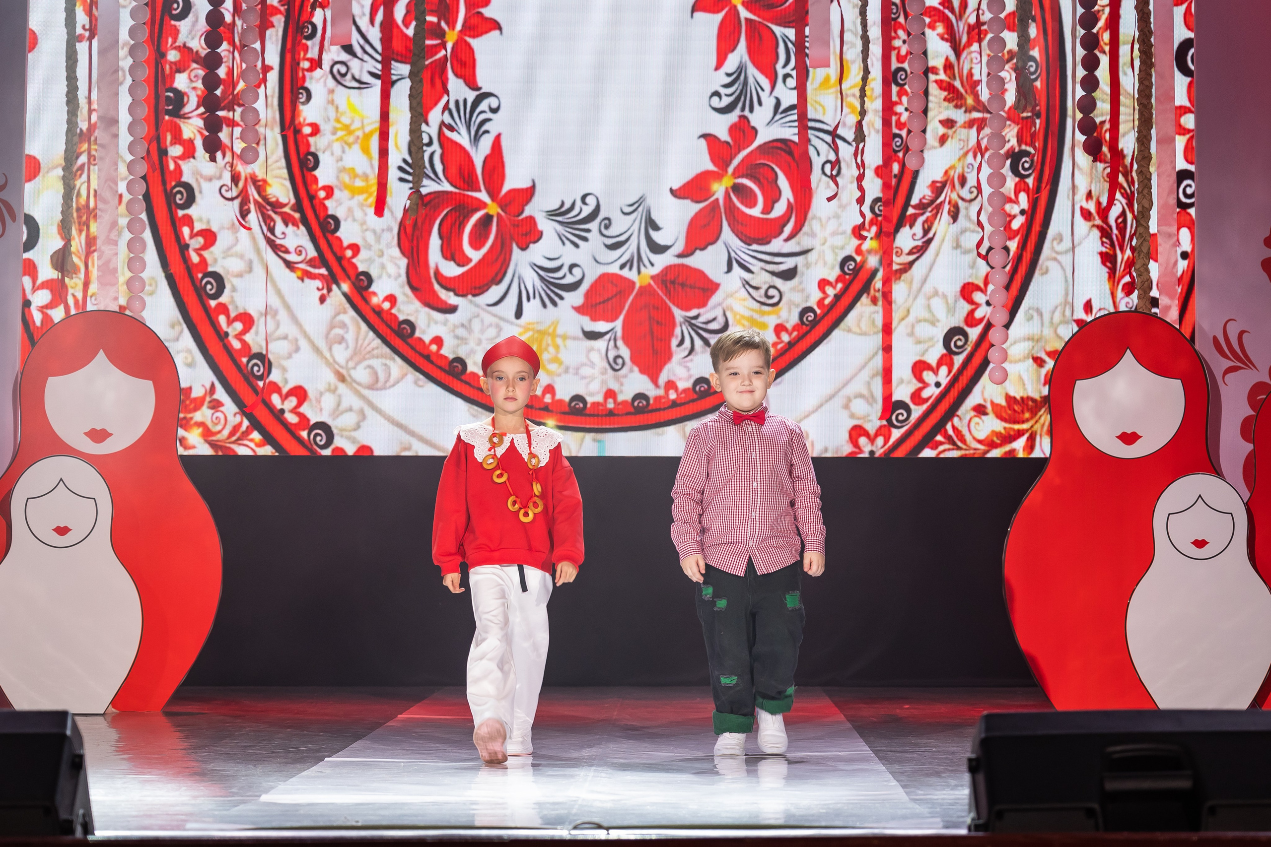 Показ Happy Kids. Выпускные альбомы во Владивостоке