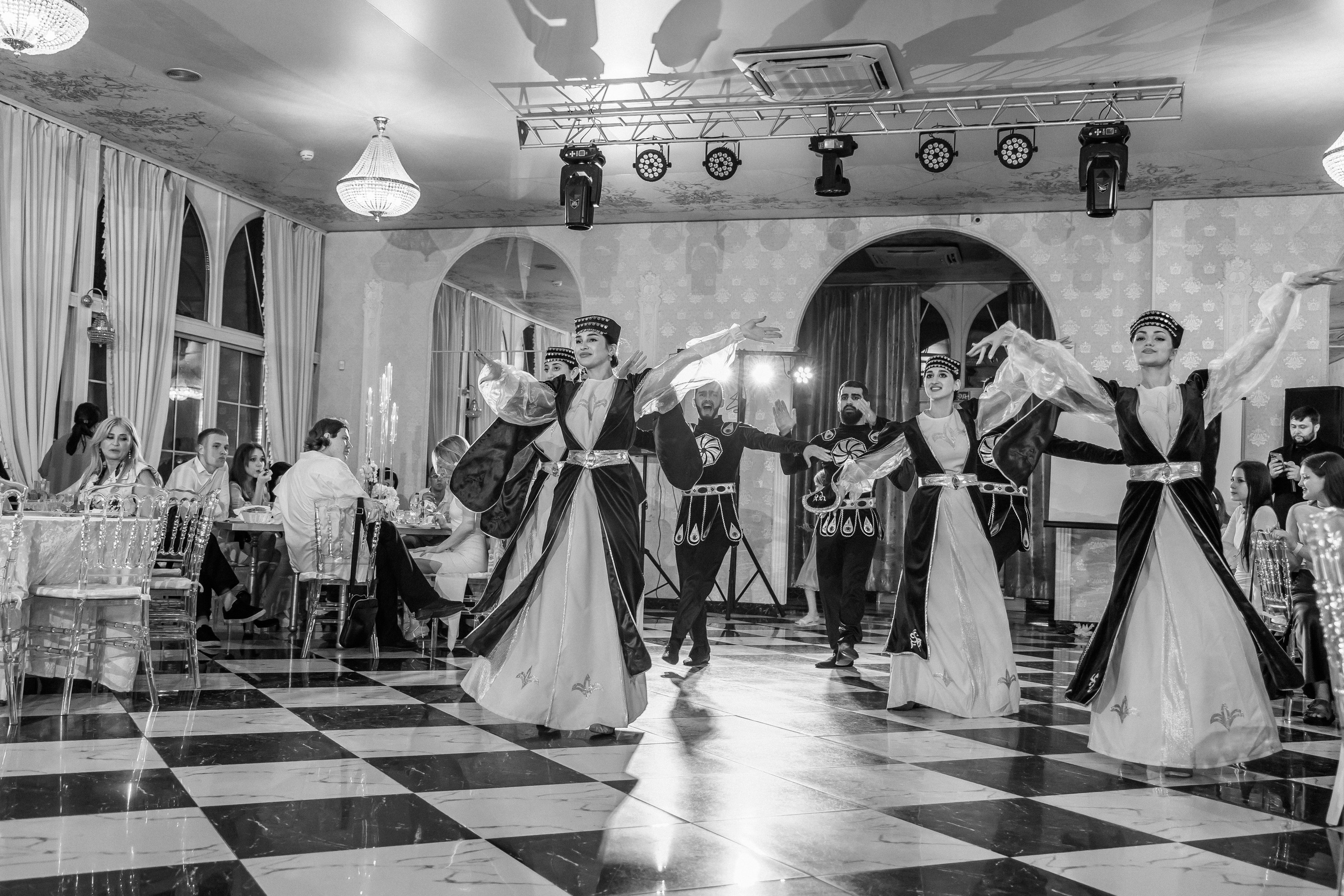 Свадебный день Лины и Роберта. Свадебная фотография. Арина Рубах