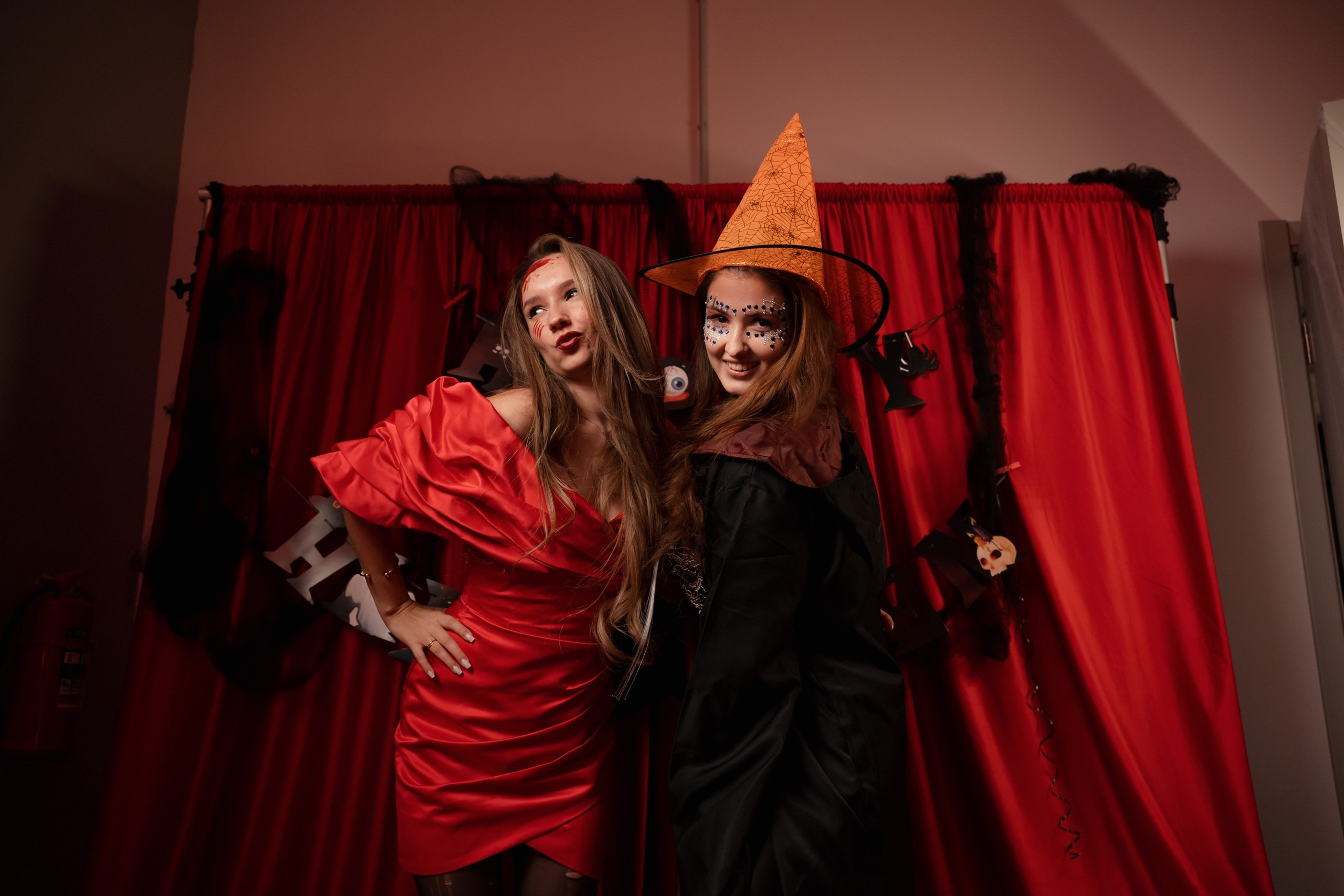 Lady stretch | Хэллоуин. Фотограф Vika Rin