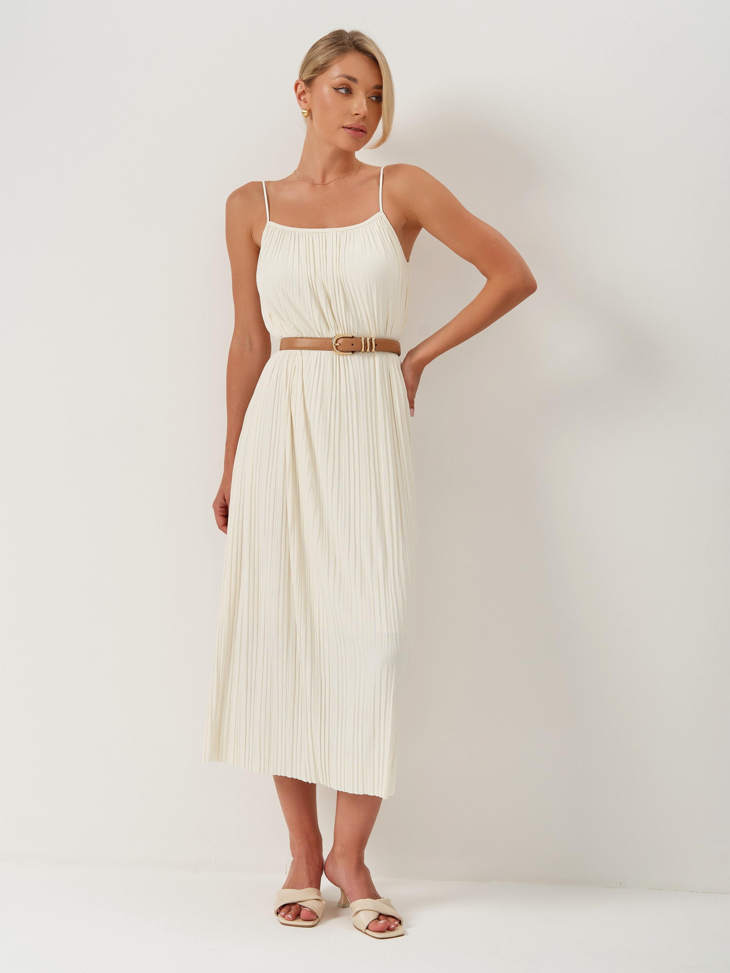 Сарафаны. Фотограф для маркетплейсов в Москве