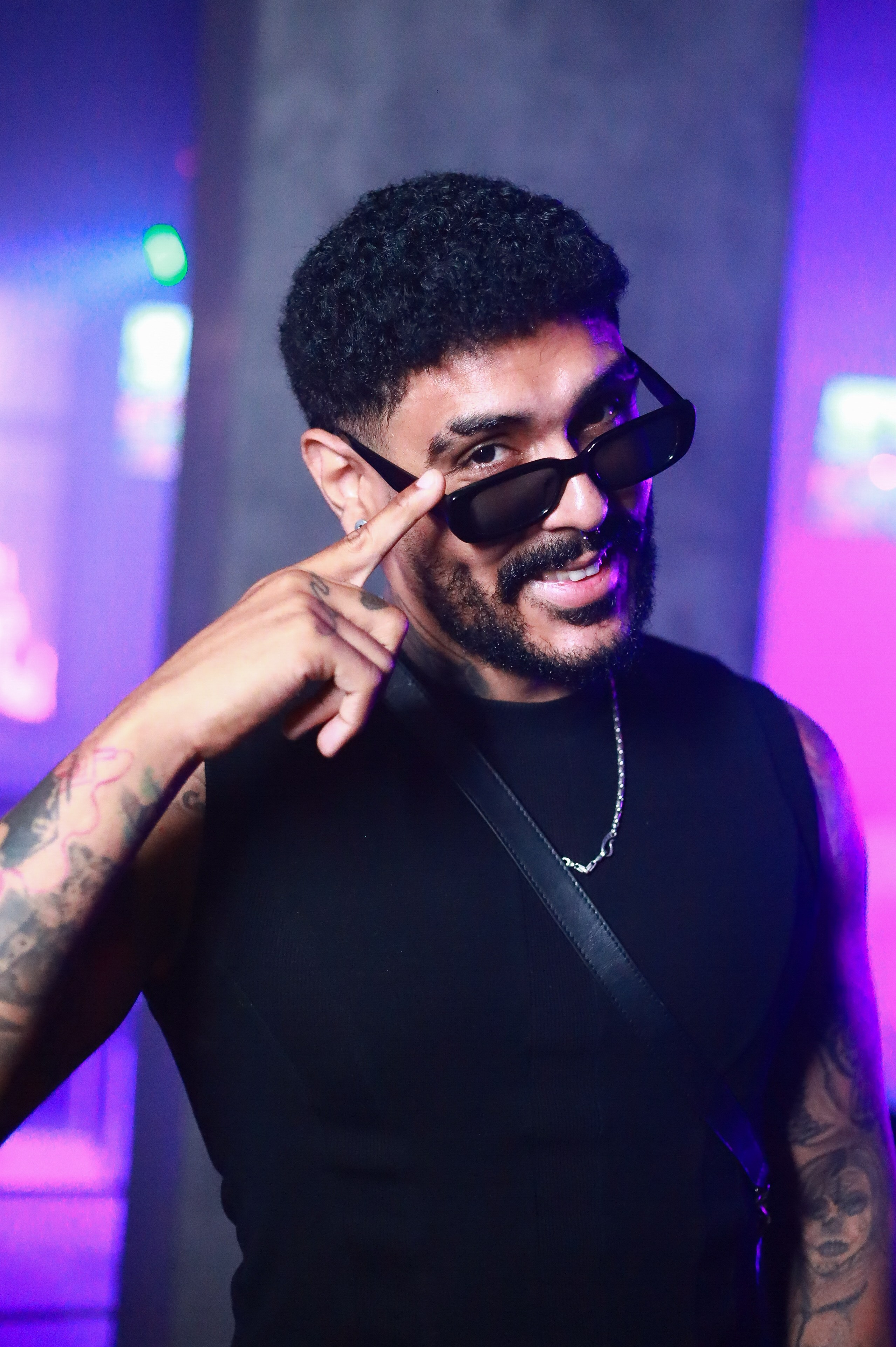 Клуб Резиденция лучшее. Контакты