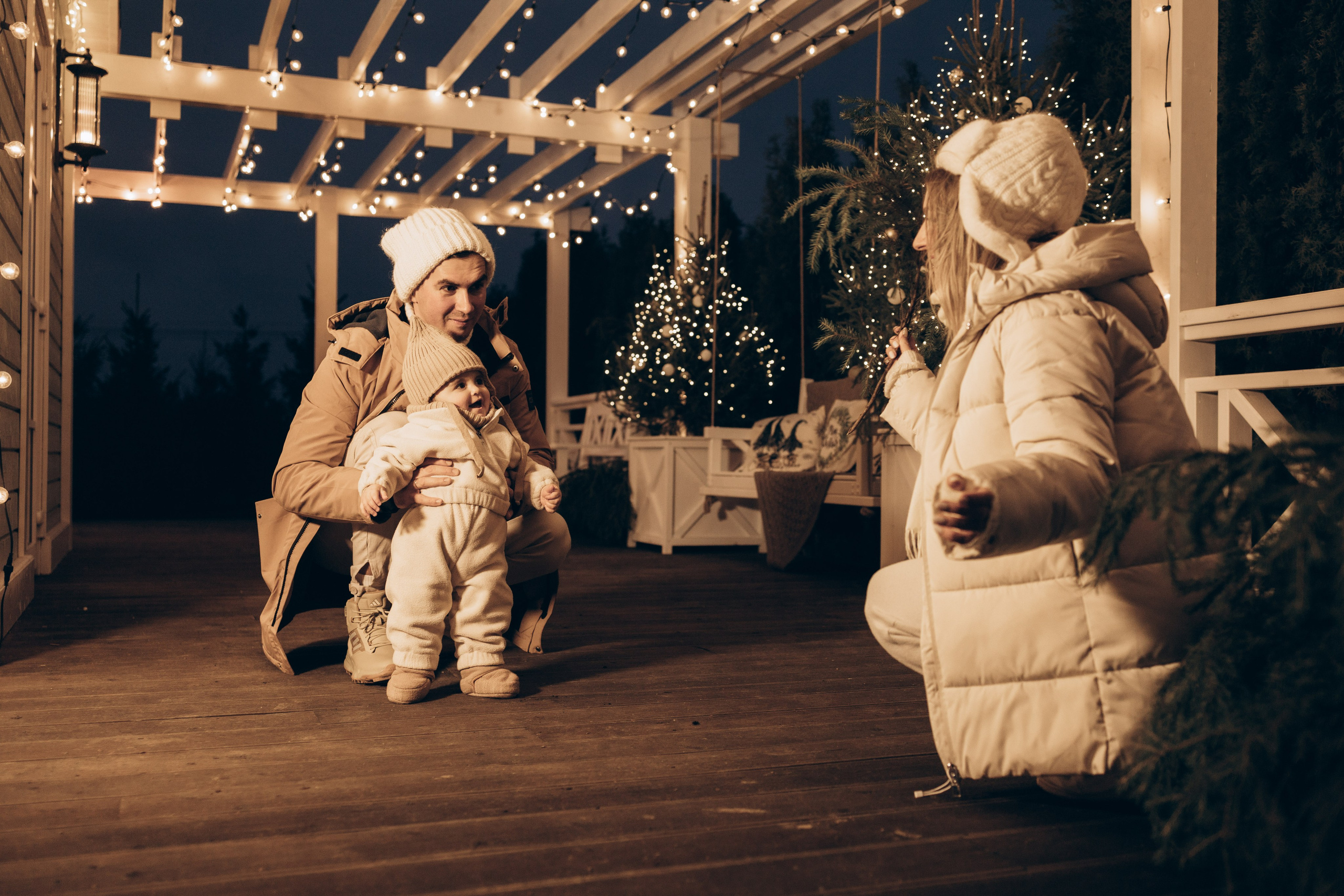 Семейная новогодняя фотосессия в Леона даче. Семейный и детский фотограф в Санкт-Петербурге Павлова Елена