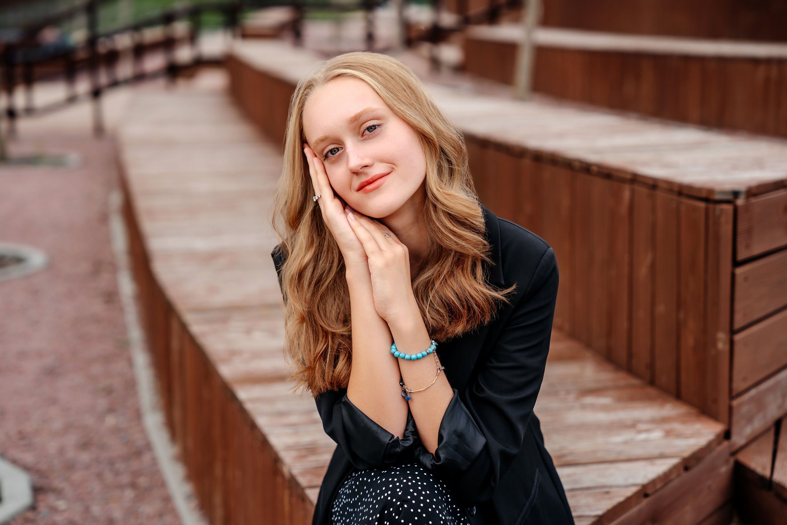 Портреты 9-11- уличная локация. Выпускные альбомы