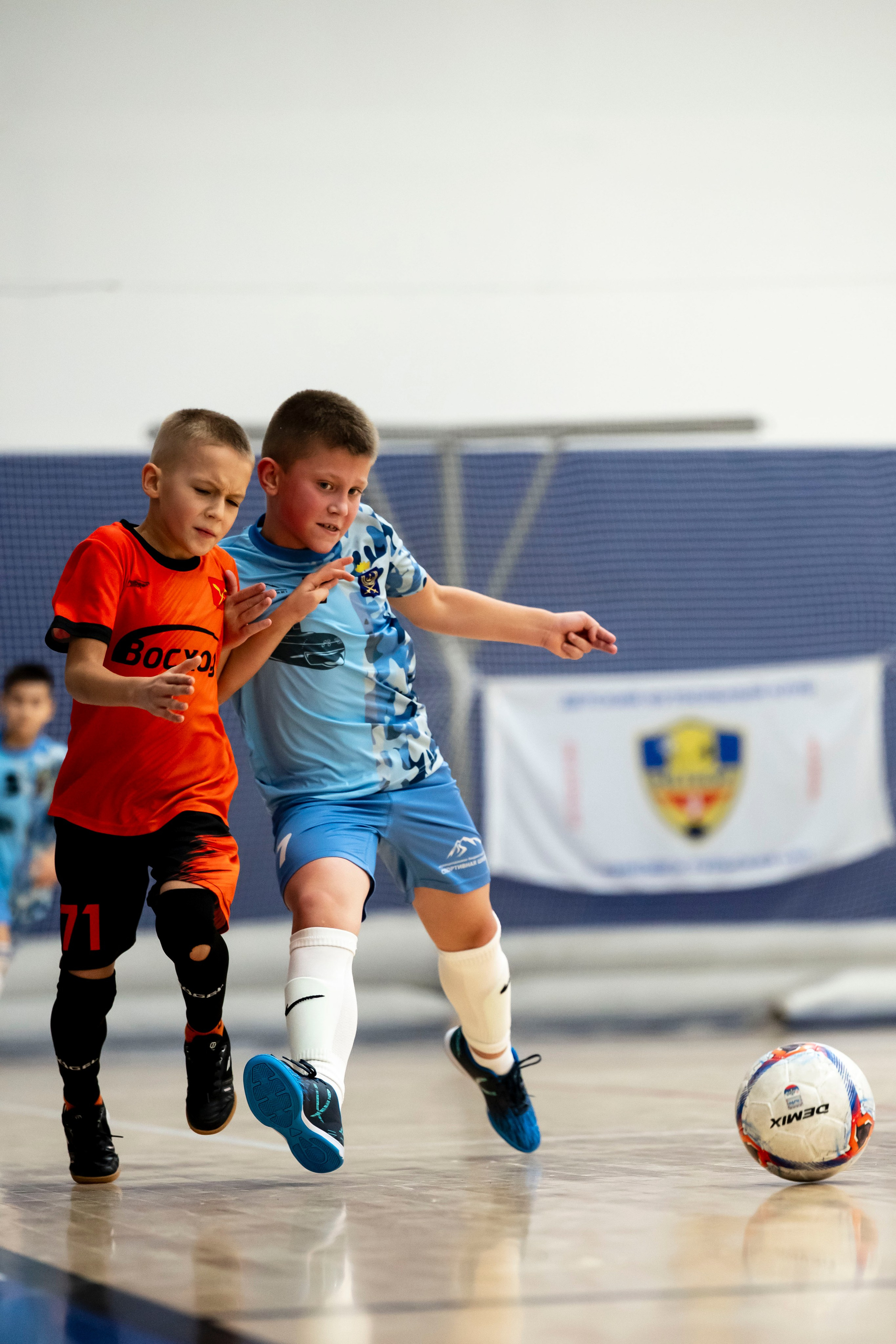 Всероссийский турнир по мини футболу FUTSAL KIDS TROPHY 2025. Спортивный фотограф в Туле и Тульской области. Файсханова Фото Спорт