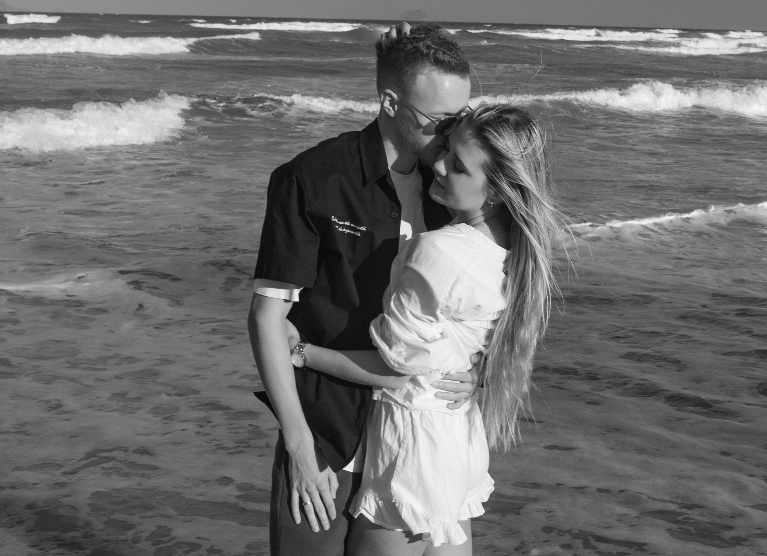 Дима и Дана пляж Бай Дай. Главная